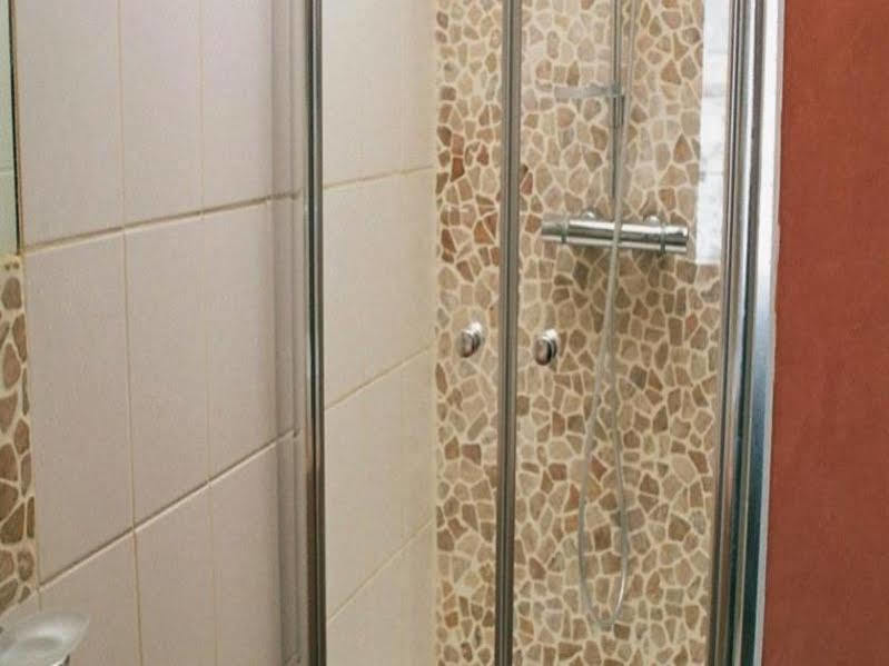 Excelsior Batignolles Hotel