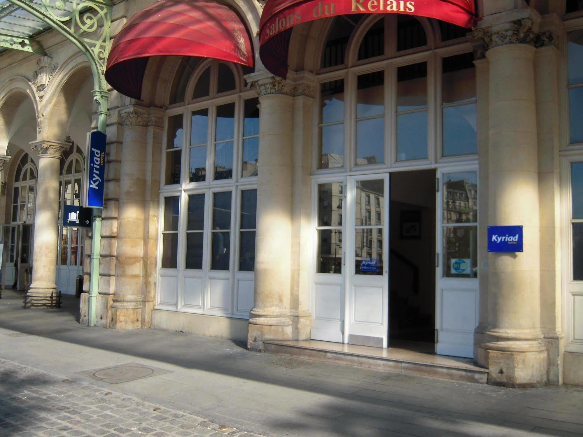 Hotel Kyriad 10 - Gare De L'est Parigi