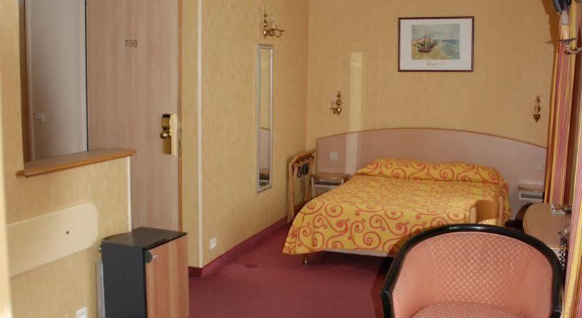 Hotel Transcontinental Paris