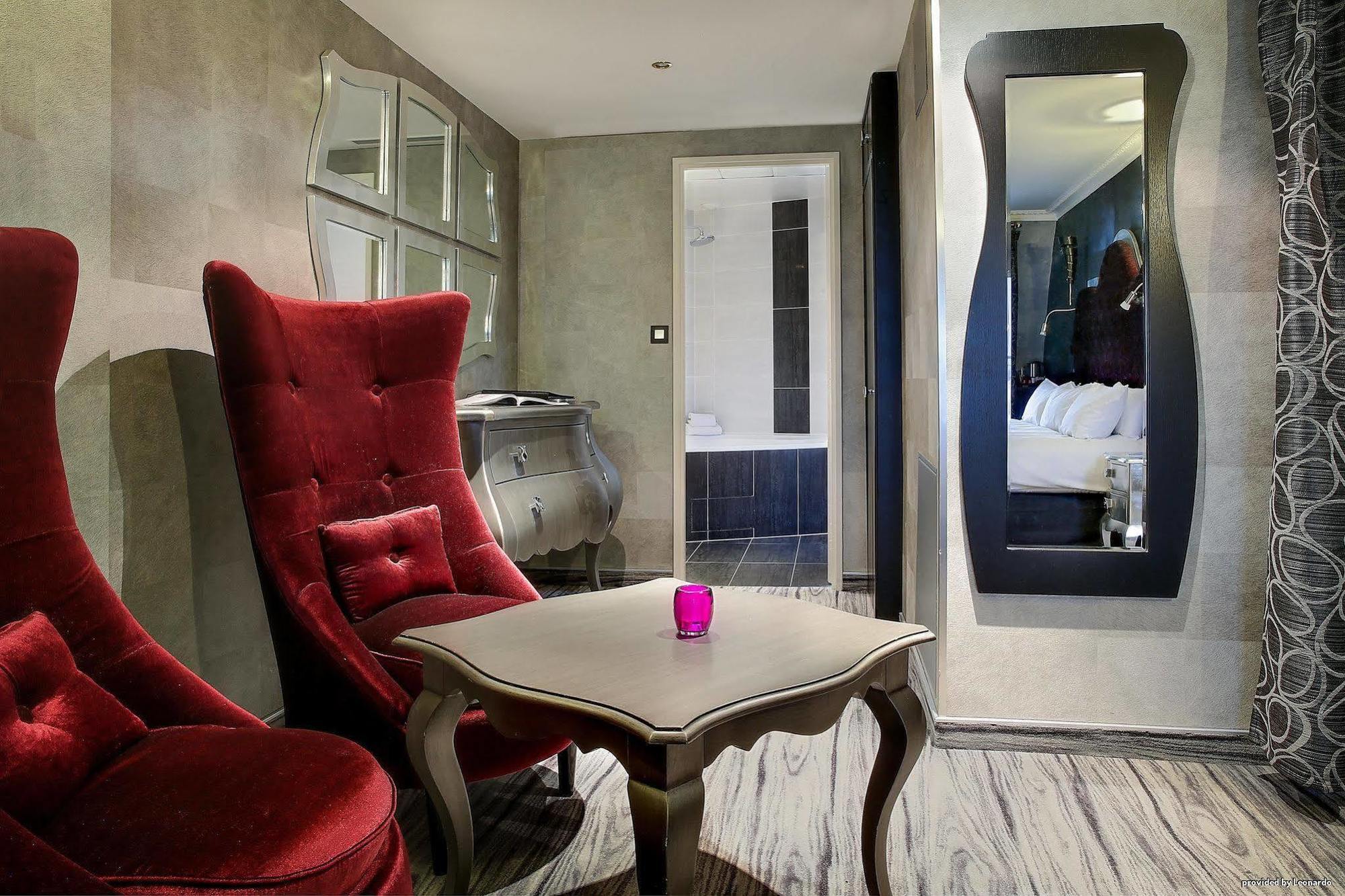 Western Opéra Batignolles Hotel 4*