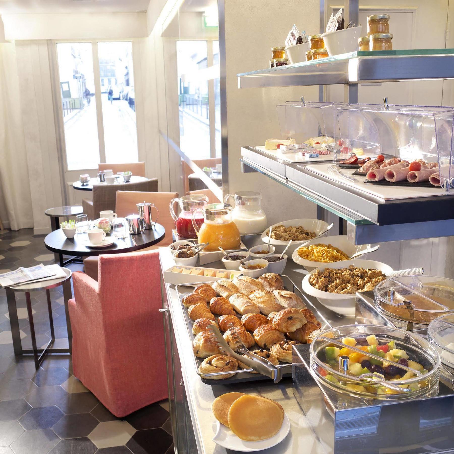 Saint Dominique Hotel Parigi