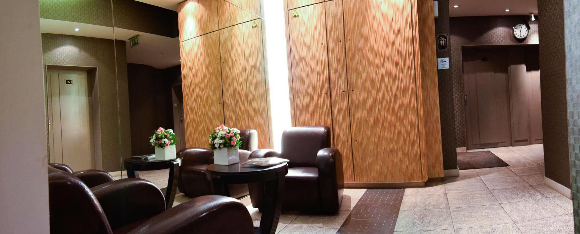 Residhotel Imperial Rennequin 3*