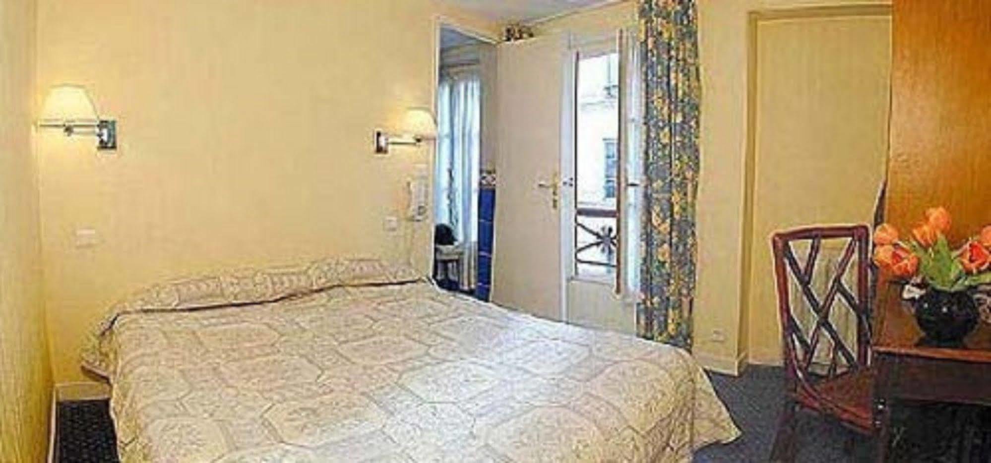 Malar Hotel 3*