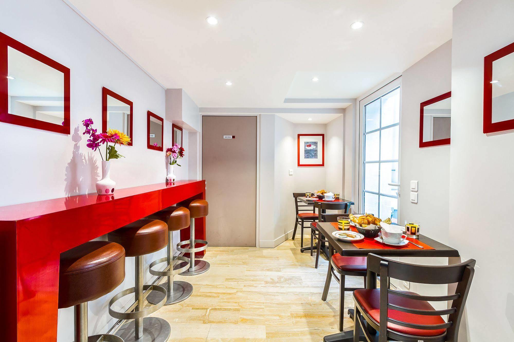 Hotel D'win 2*