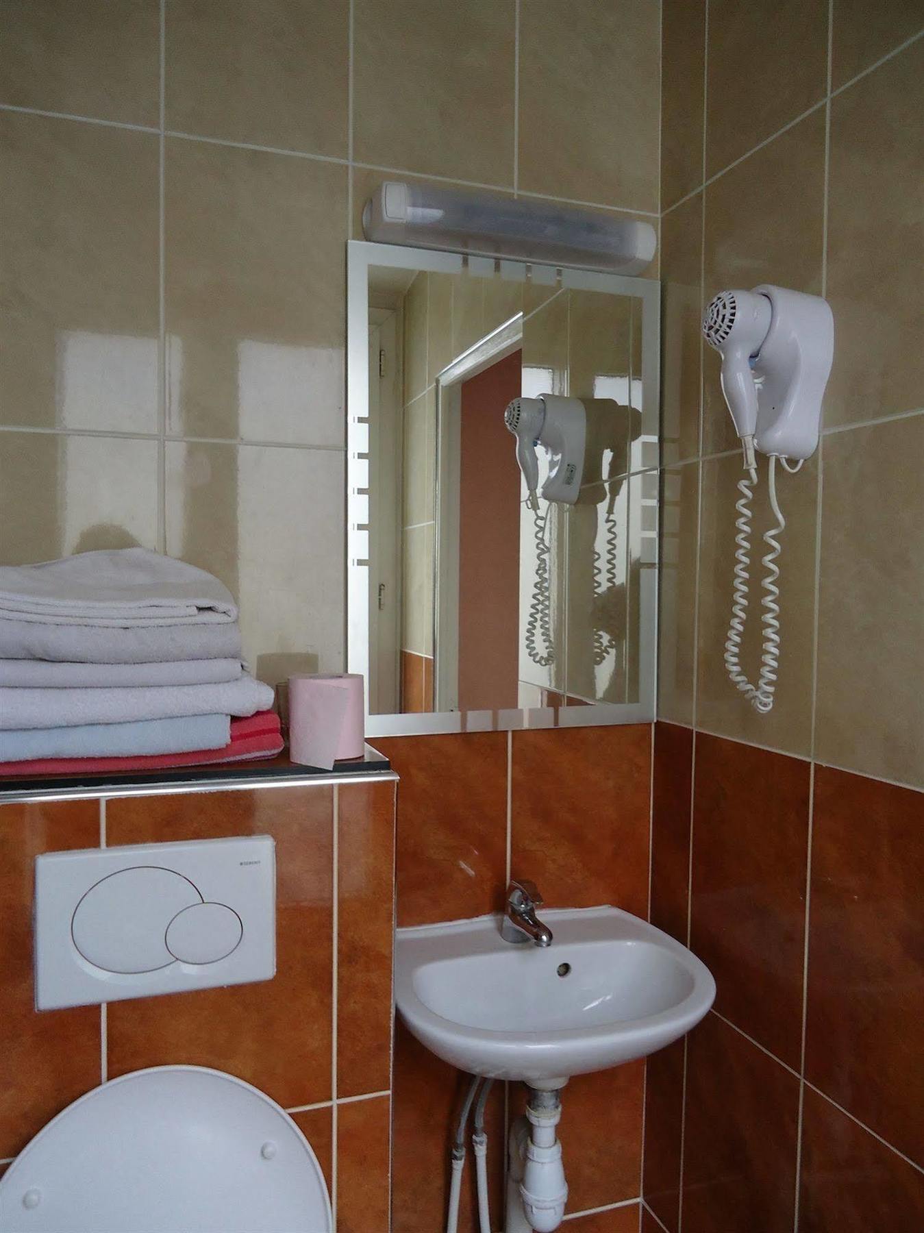 Hotel Des Arts *
