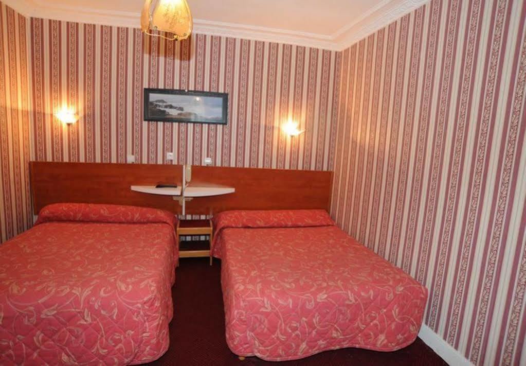 Hotel Sully *