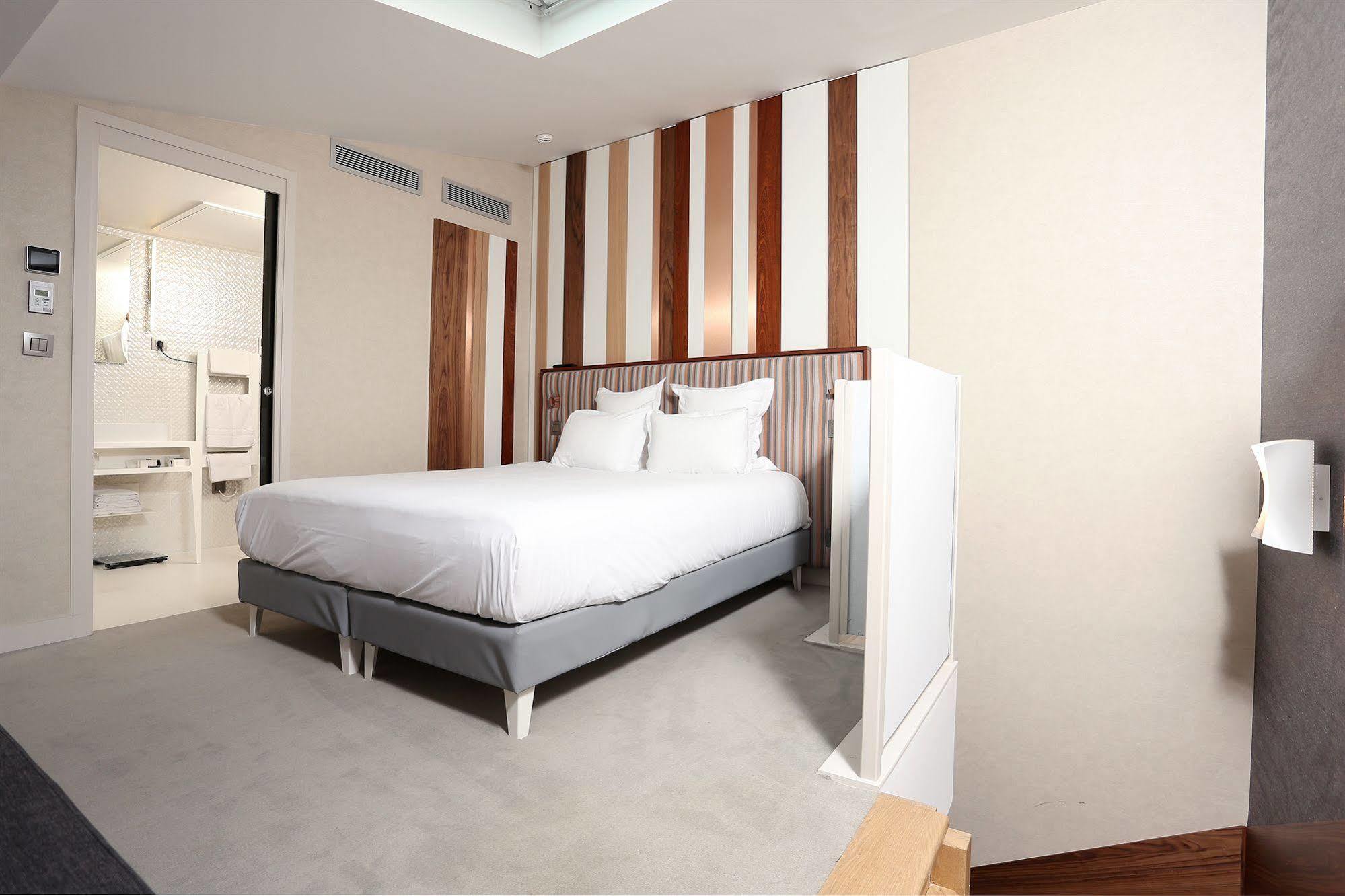 Le Malown 3* Parigi