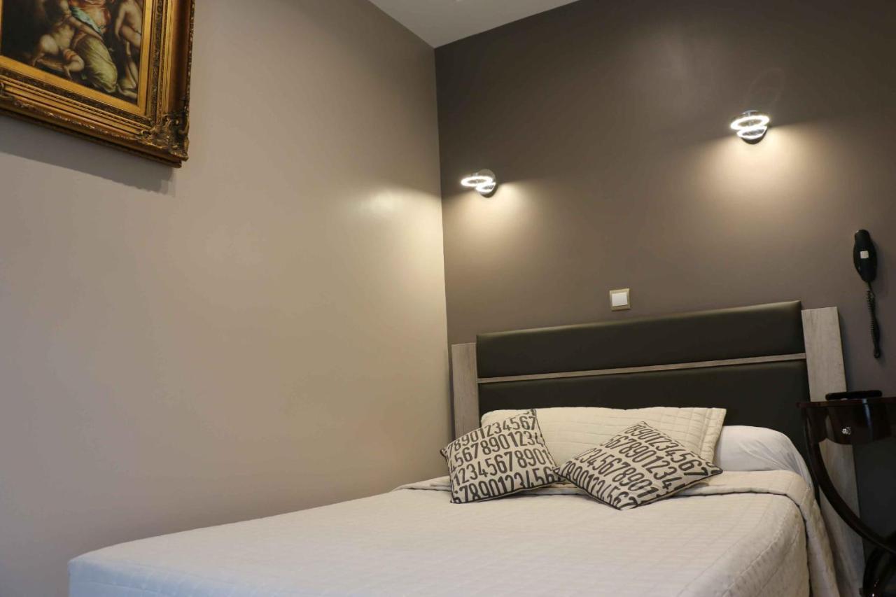 Hotel Camelia Prestige - Place De La Nation