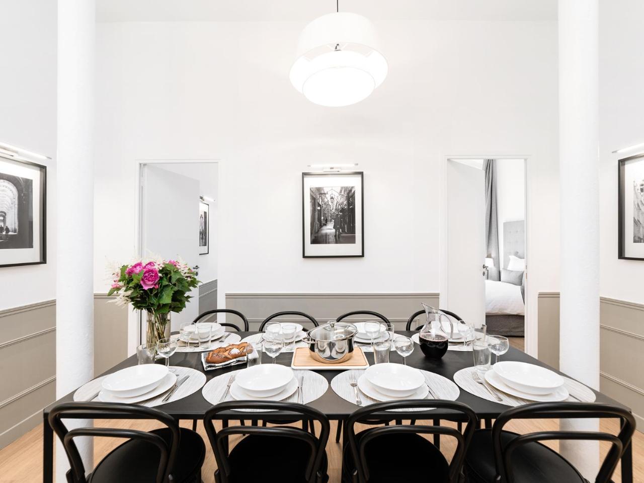 Appartamento Livinparis - Luxury 3 & 4 Bedrooms Montmartre I