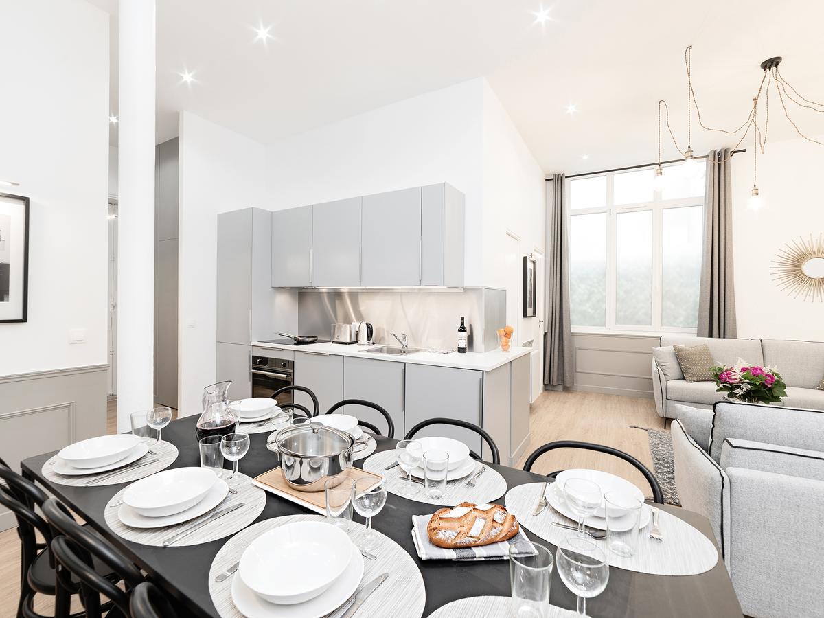 Livinparis - Luxury 3 & 4 Bedrooms Montmartre I *