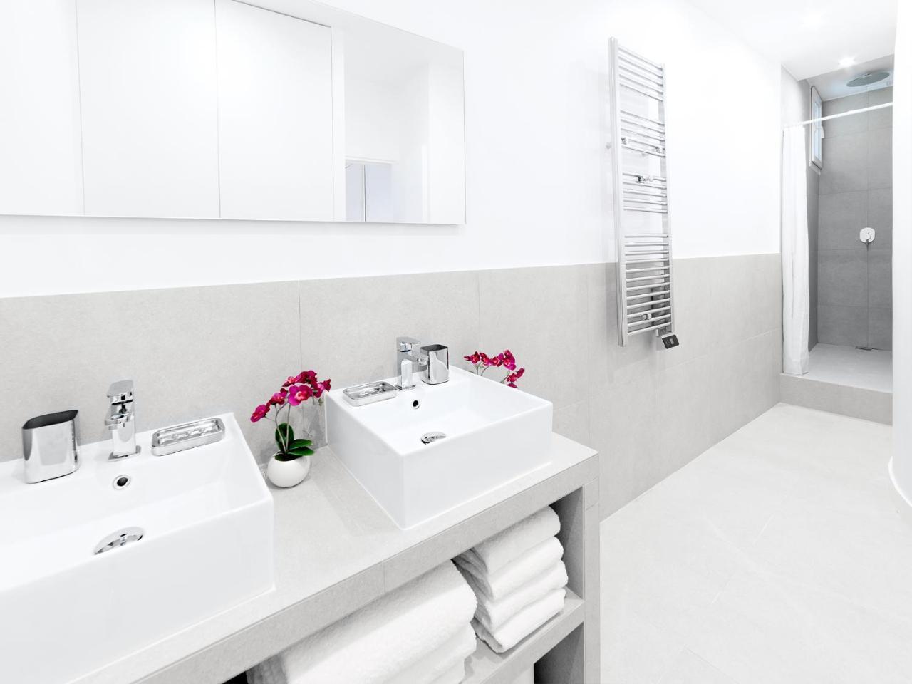 Livinparis - Luxury 4 Bedrooms Opera I Apartment *