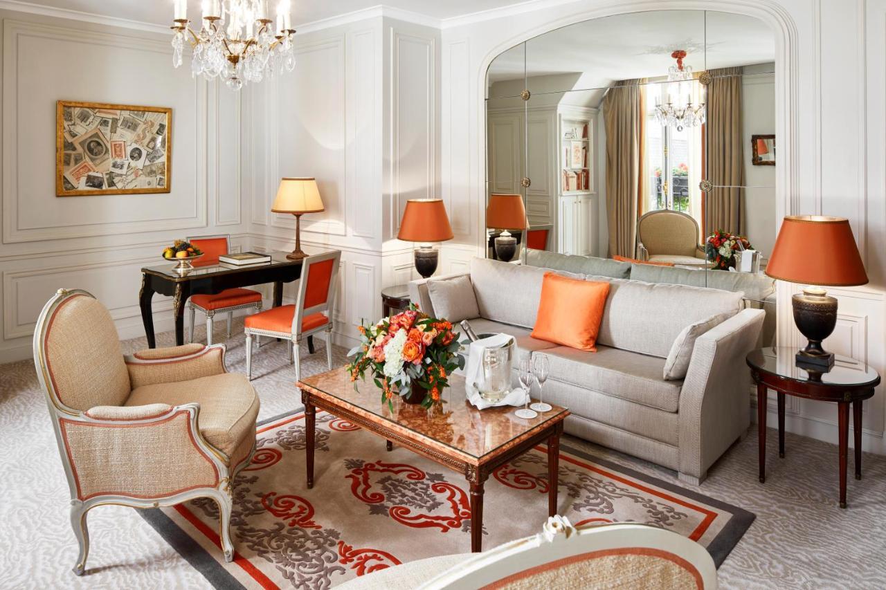Hotel Plaza Athénée - Dorchester Collection