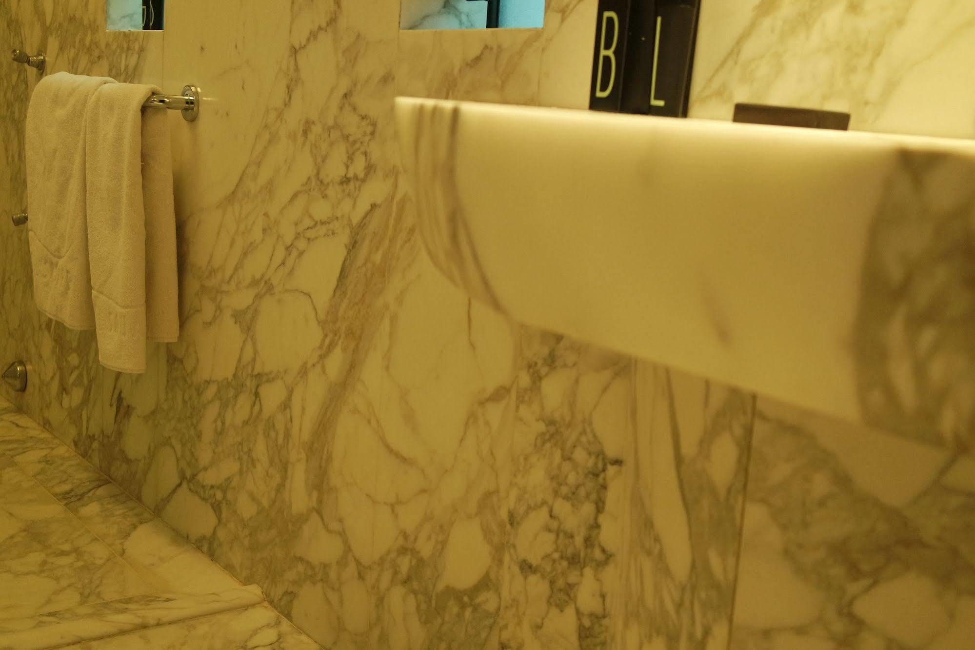 Hotel Square Parigi
