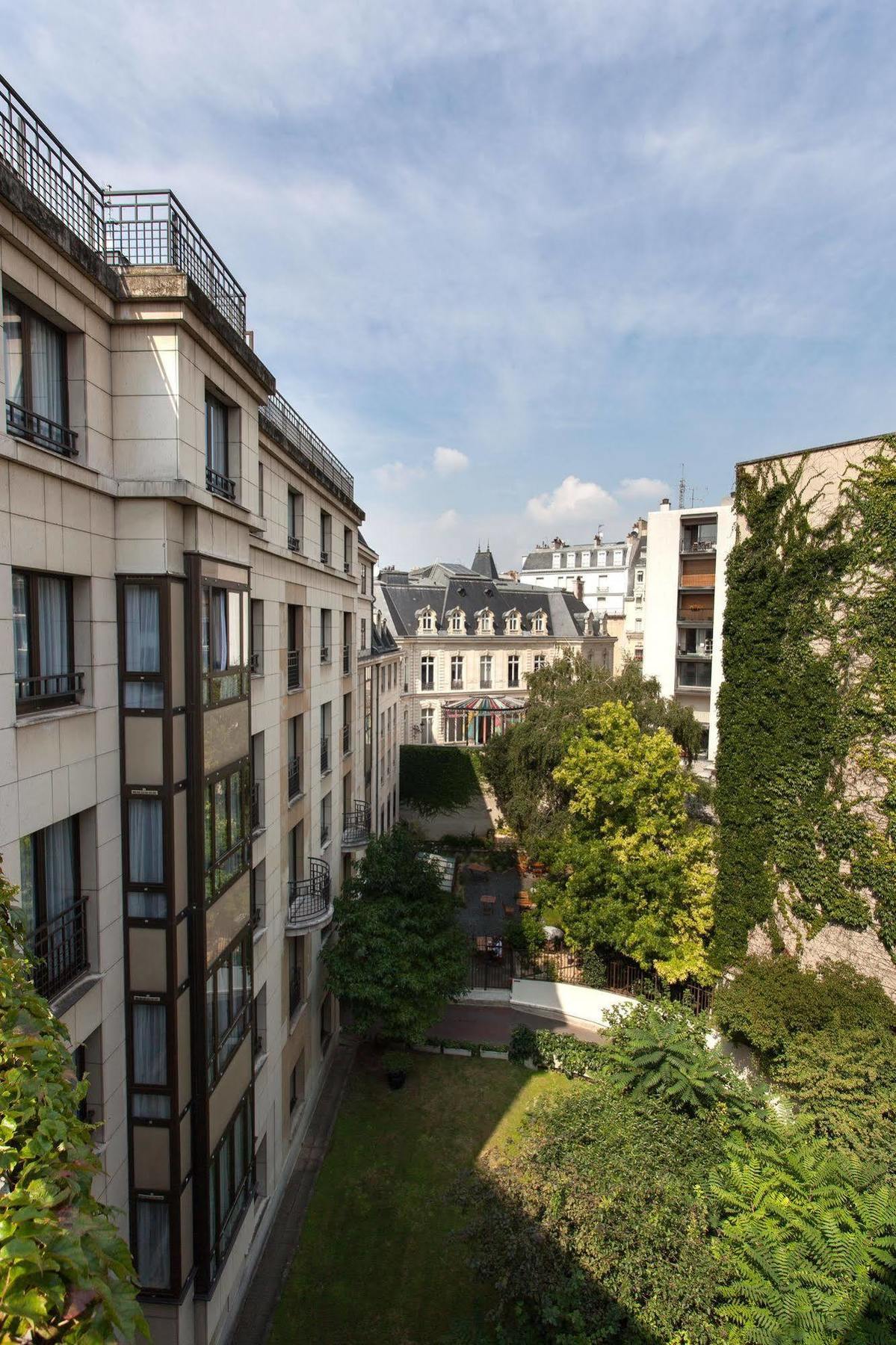 La Du Roy Champs Elysees 4*