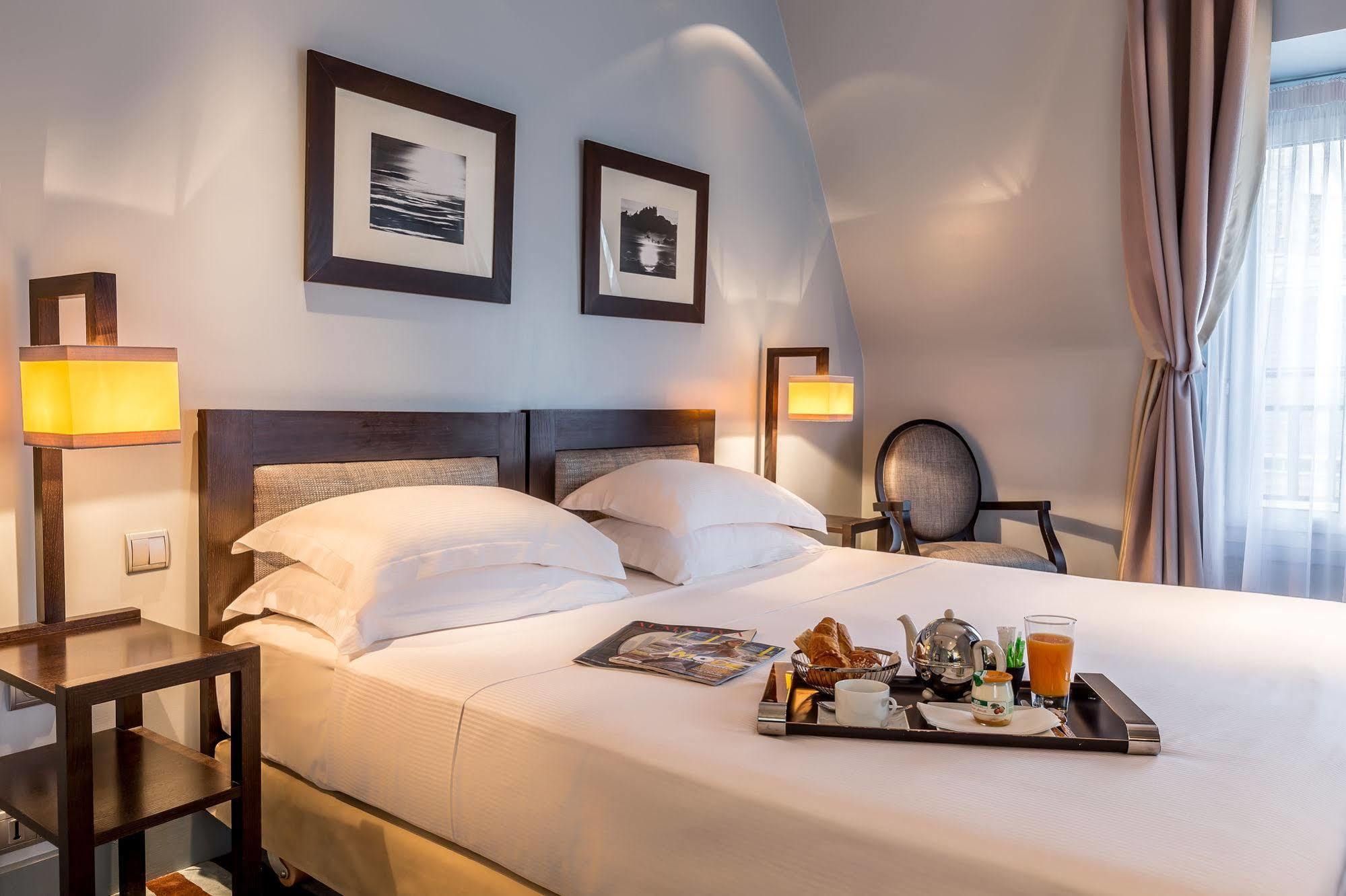 Duret Champs Elysees Hotel 4*