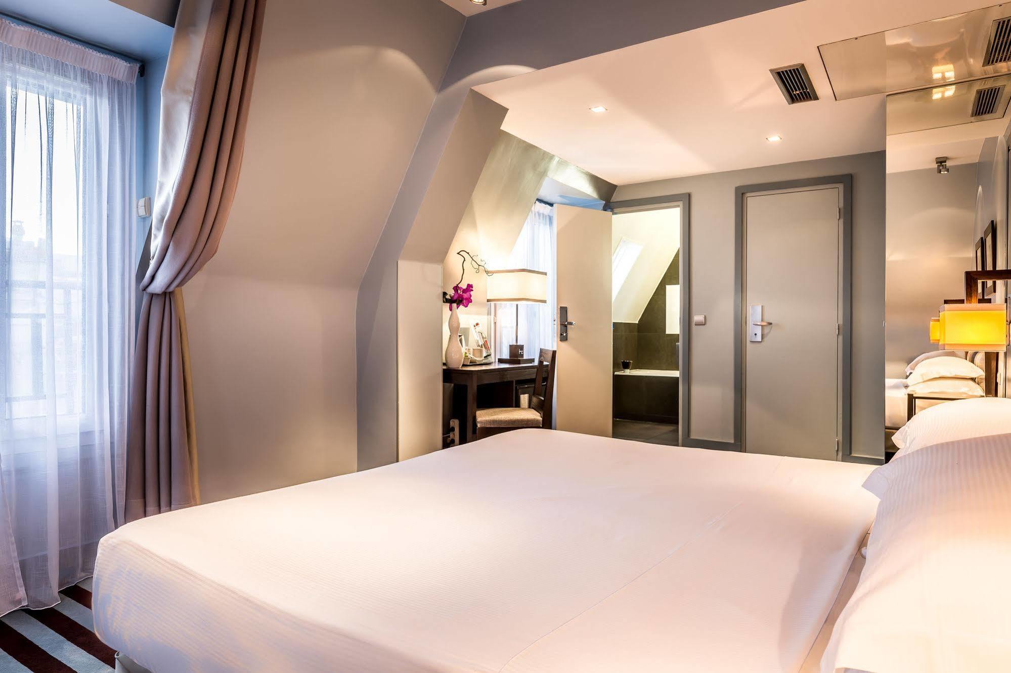 Hotel Duret Champs Elysees 4*