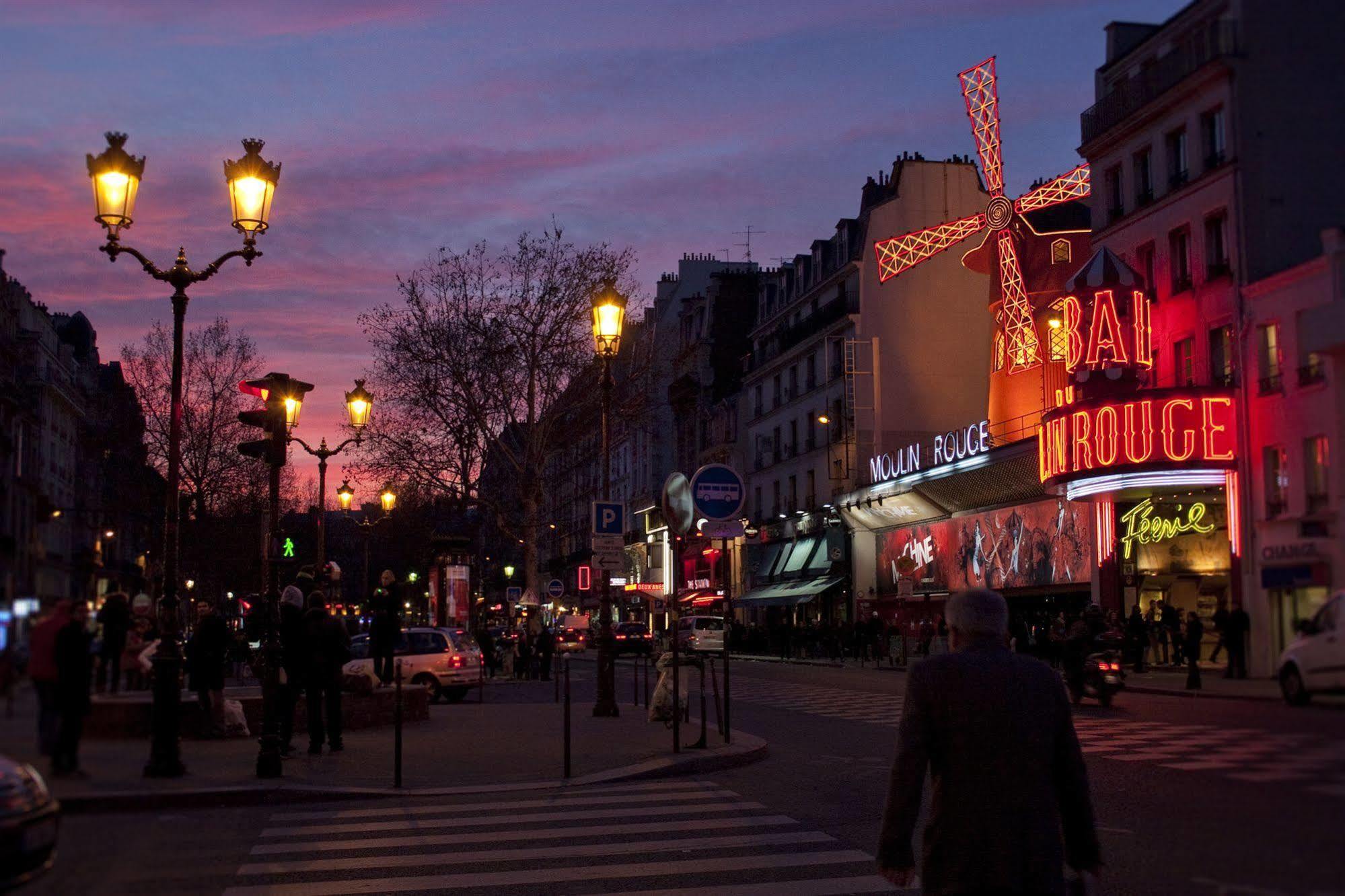 Blanche Montmartre Hotel Parigi