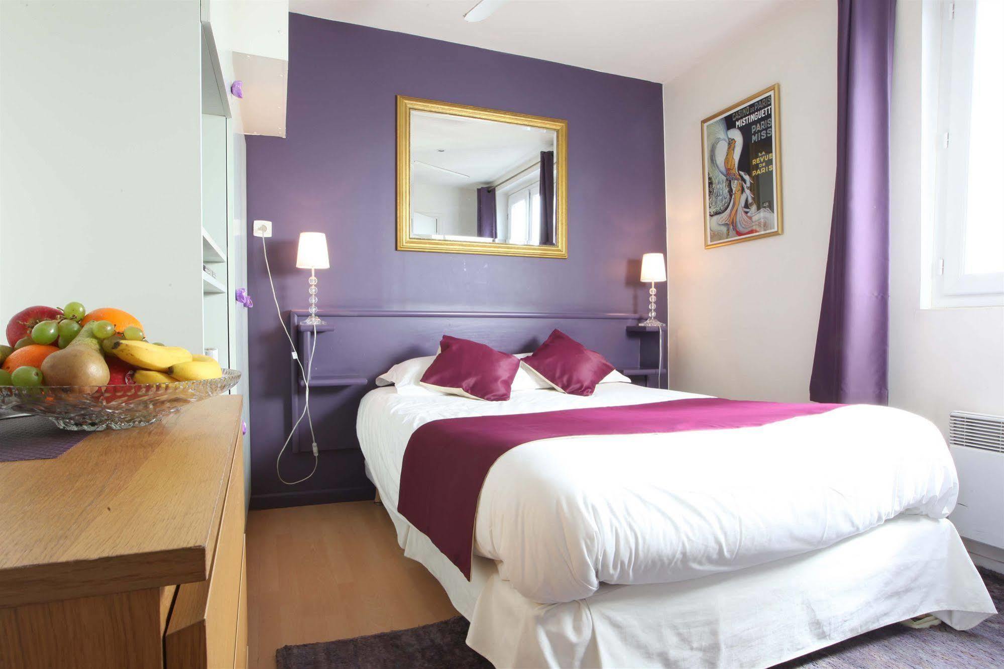 Blanche Montmartre Hotel Parigi