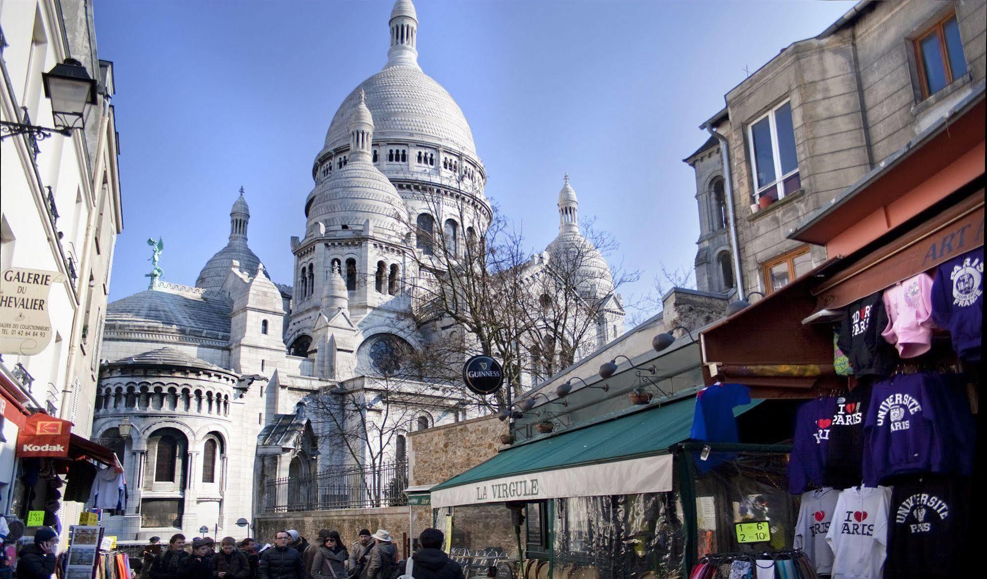Blanche Montmartre Parigi