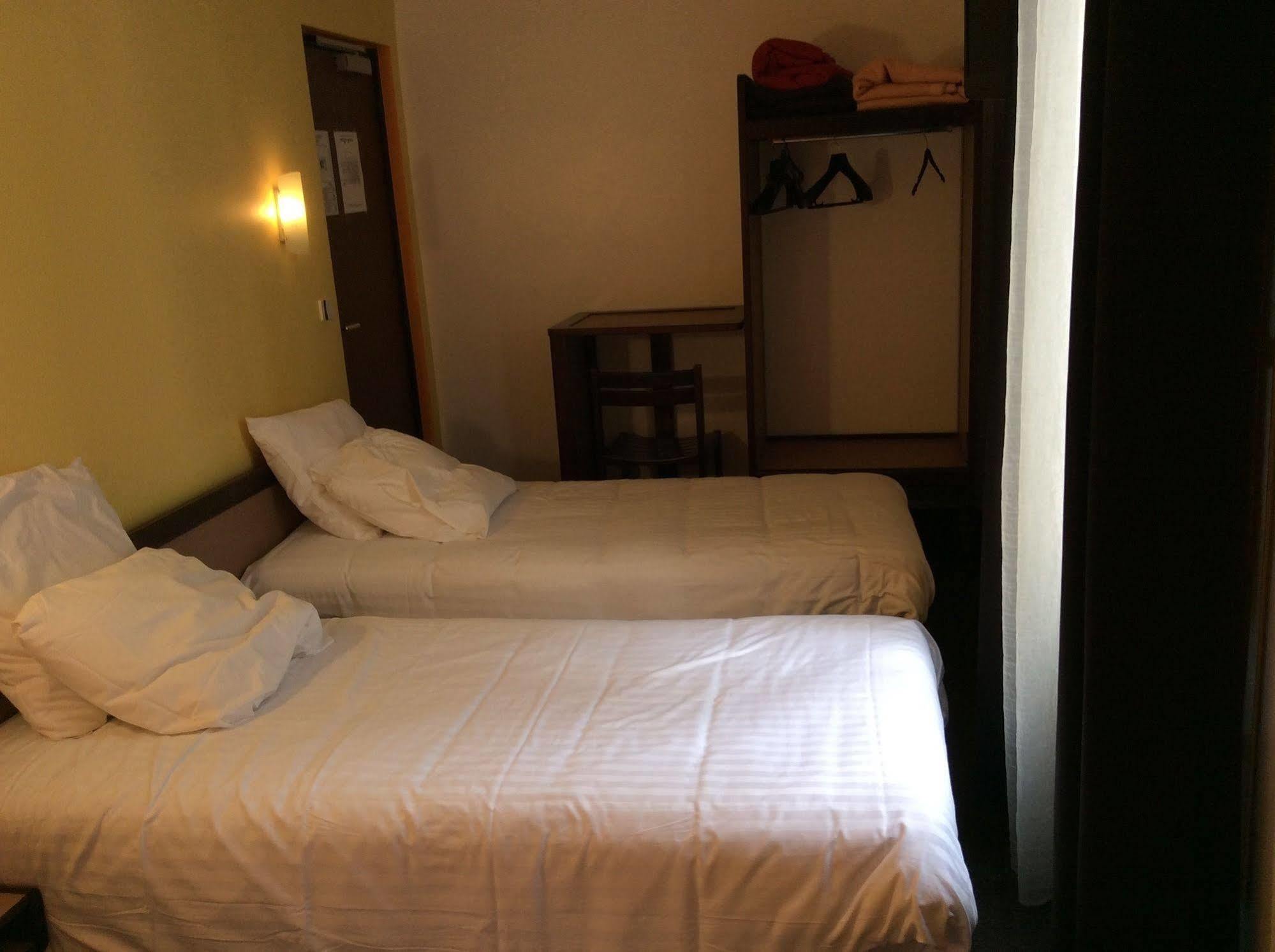 De La Place Du Louvre - Esprit De France 4*