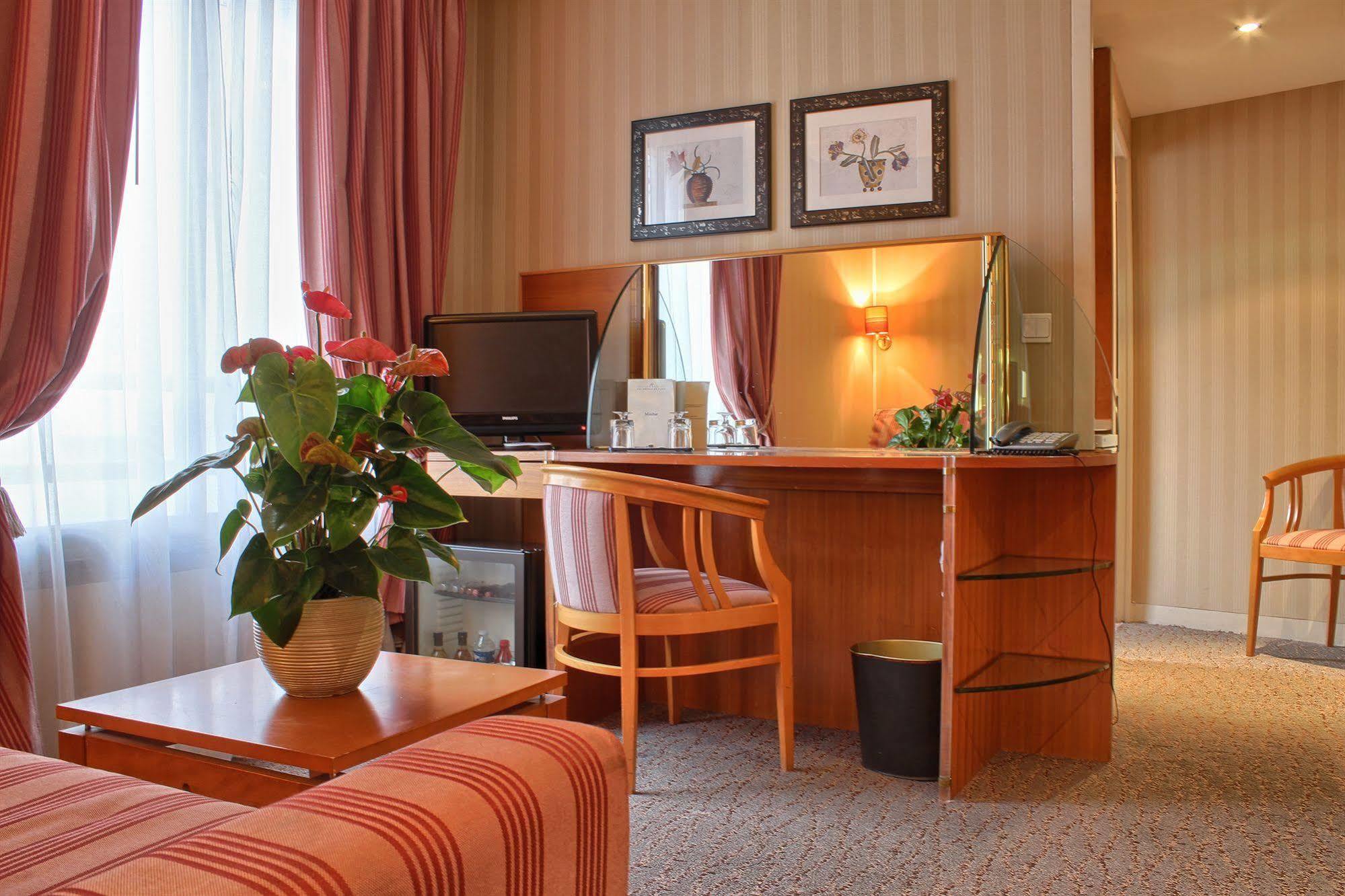 Luxembourg 4* Parigi