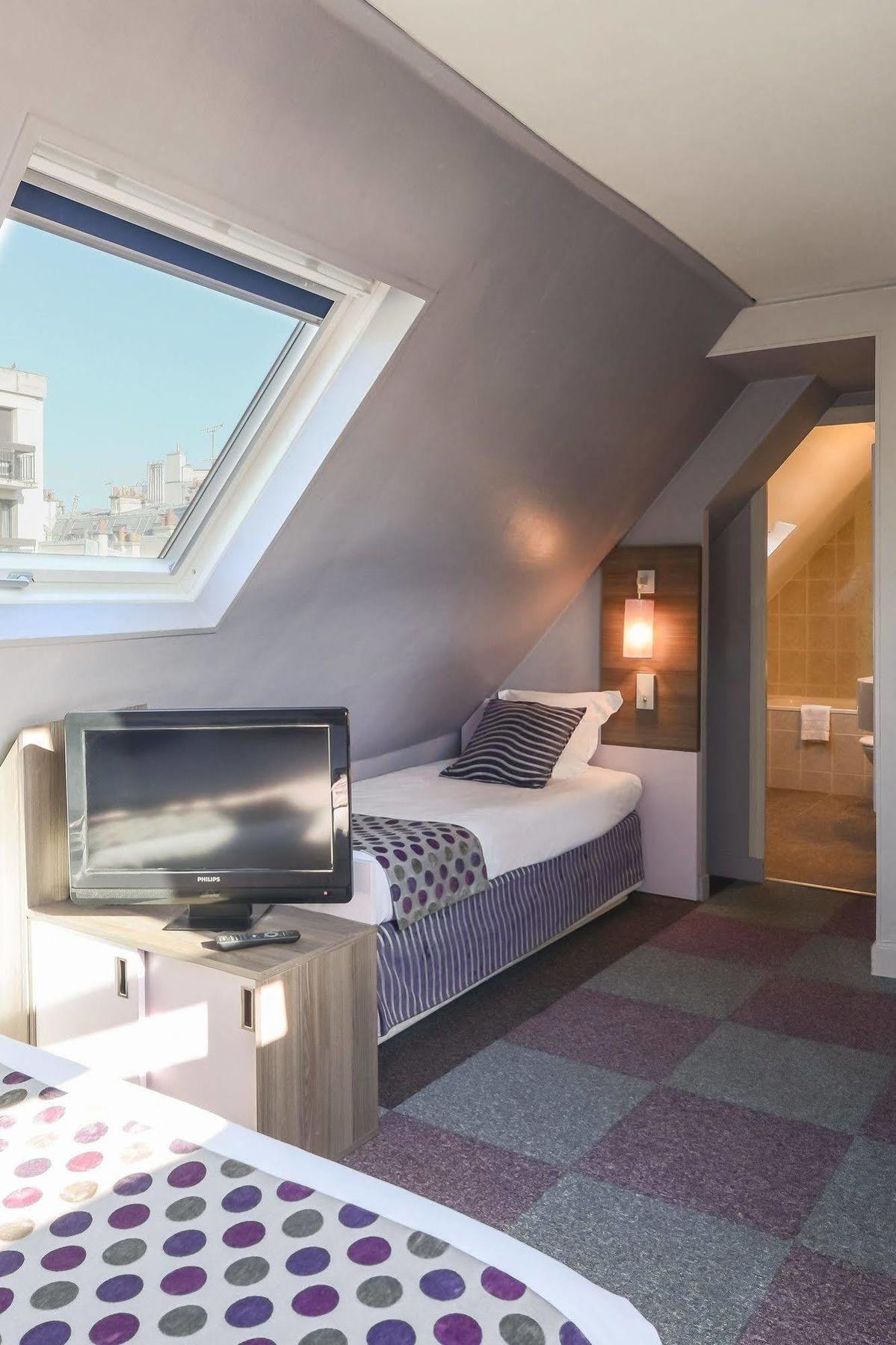 Hotel Comfort Nation Père Lachaise Parigi