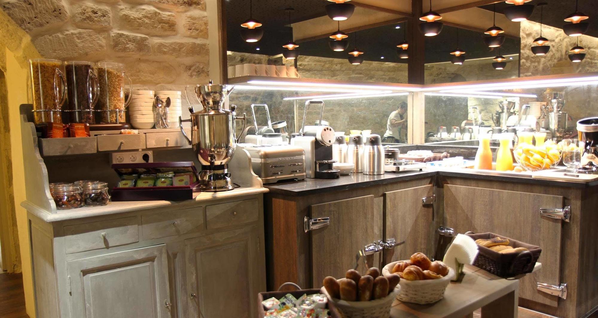 Best Western Le Montmartre - Saint Pierre 3*