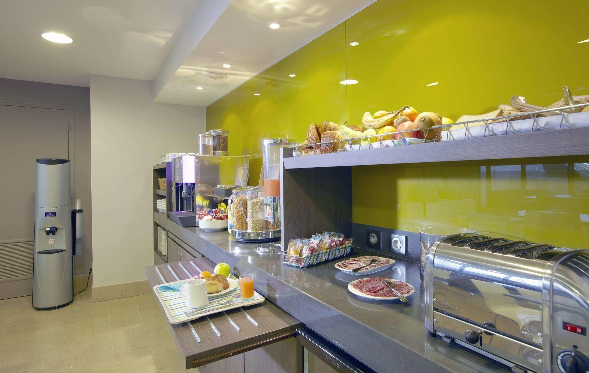 Aparthotel Citadines Les Halles 4*