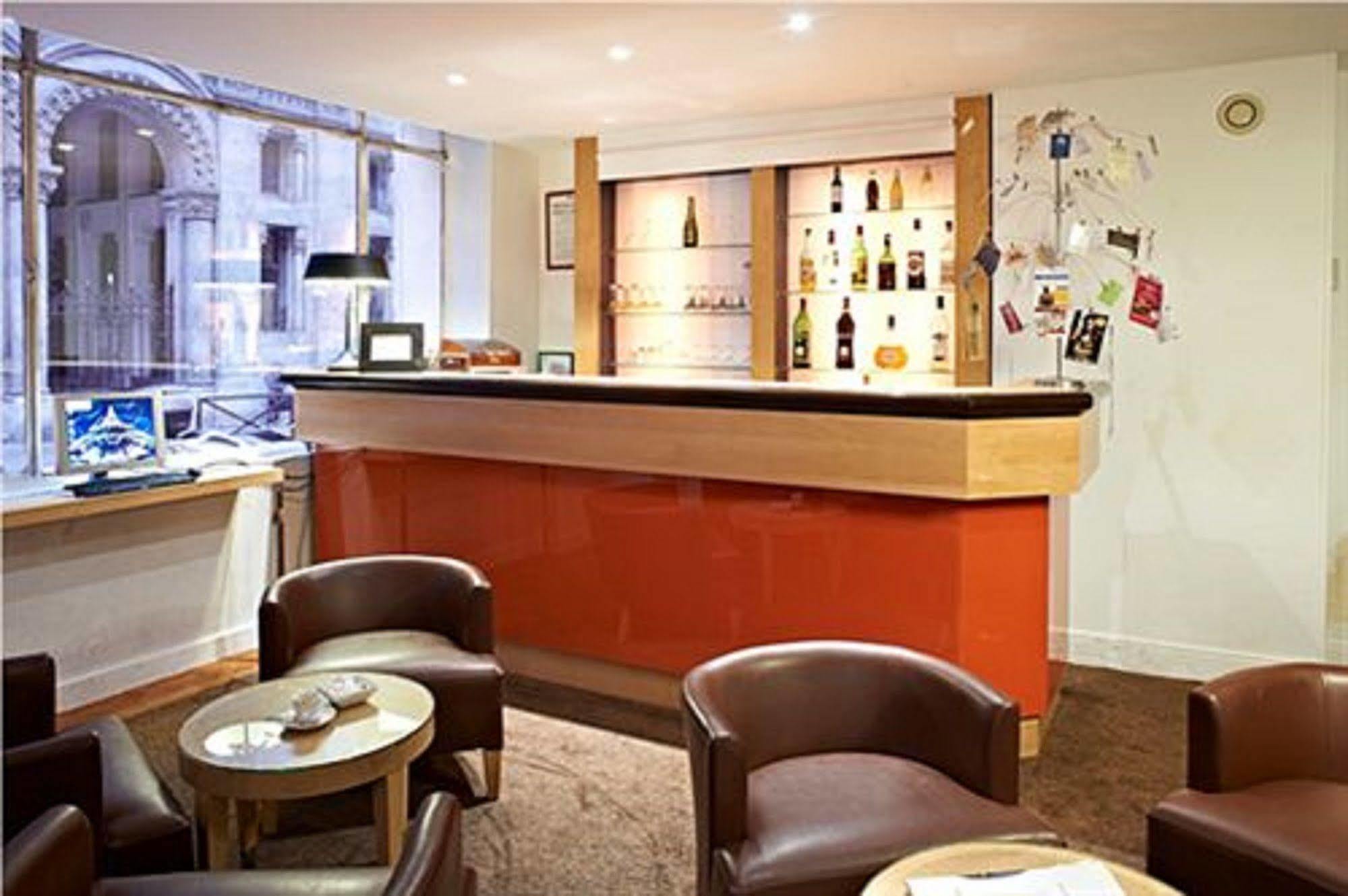 New Lafayette Hotel