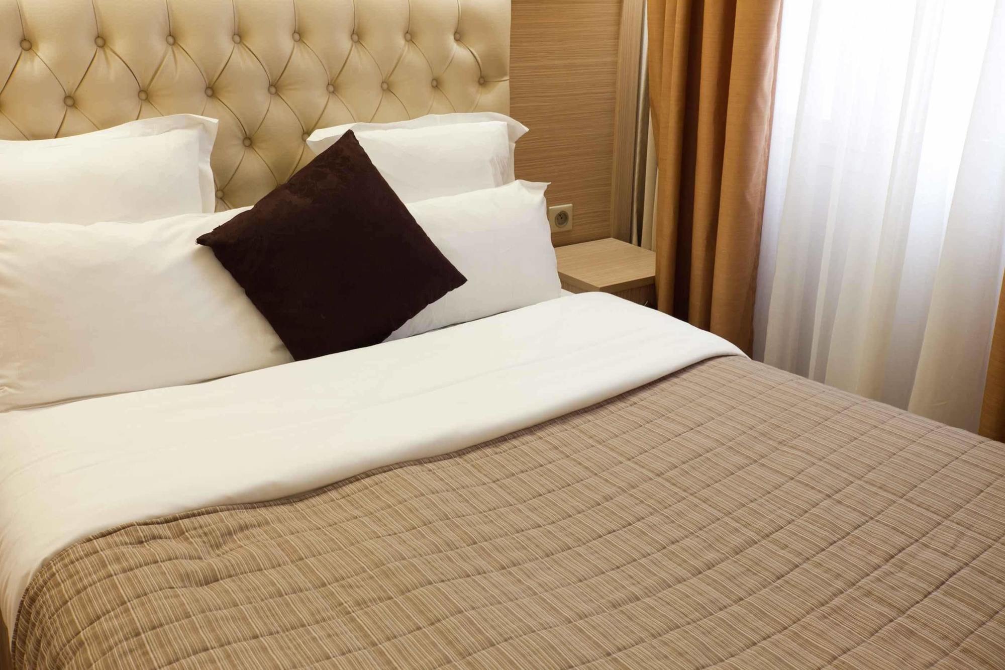 Lebron Hotel 3*