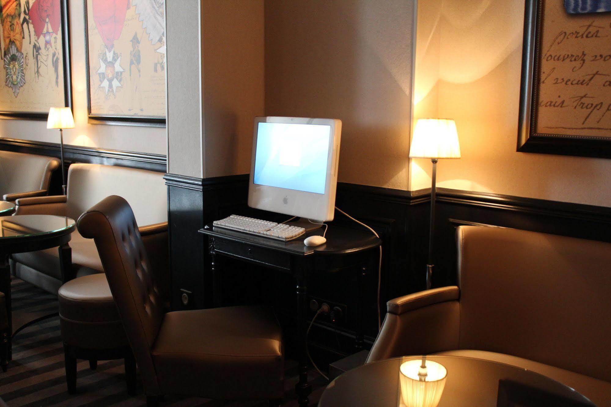 Hotel Saint Cyr Etoile