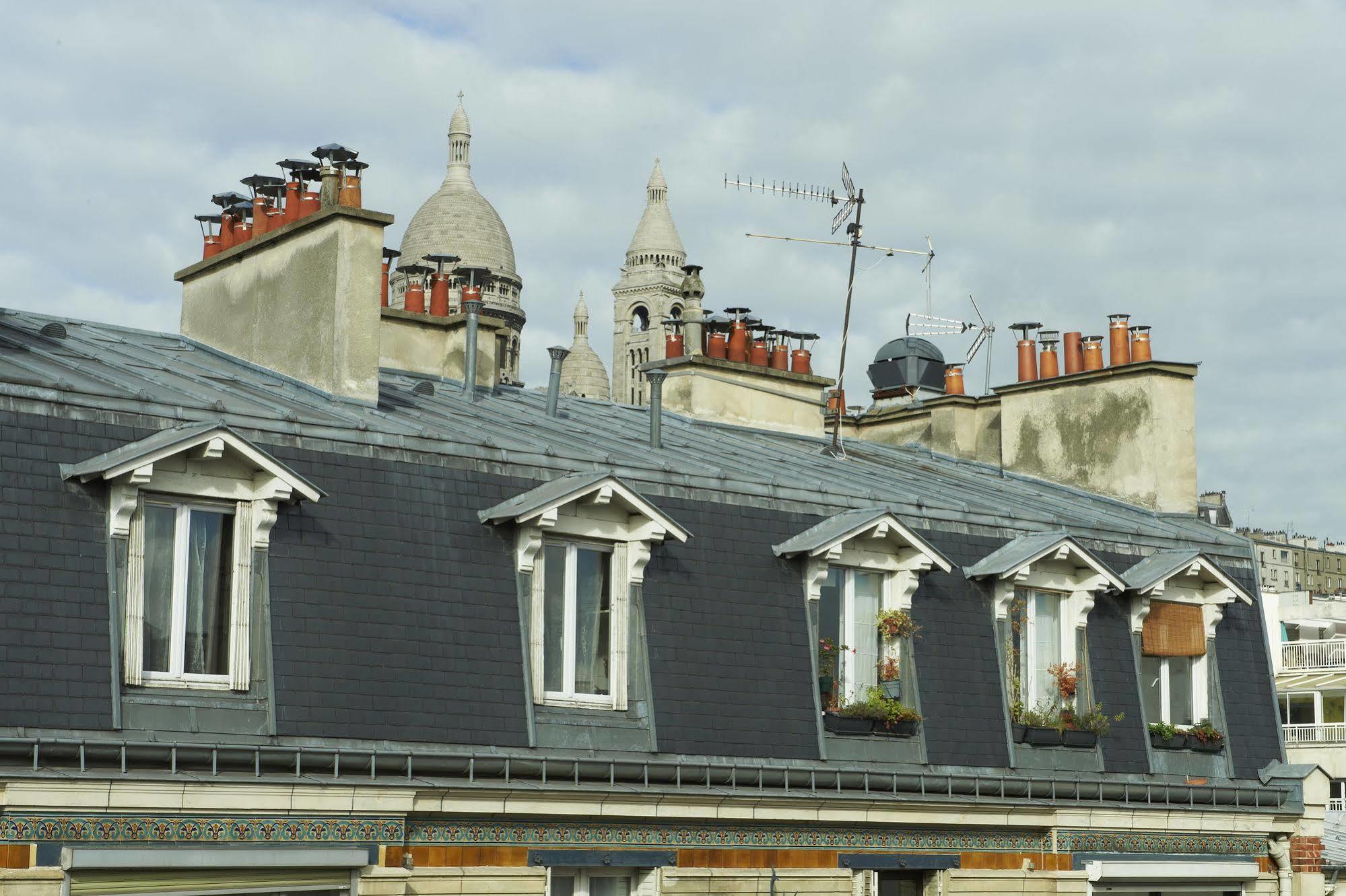 Hotel Montmartre Clignancourt Parigi