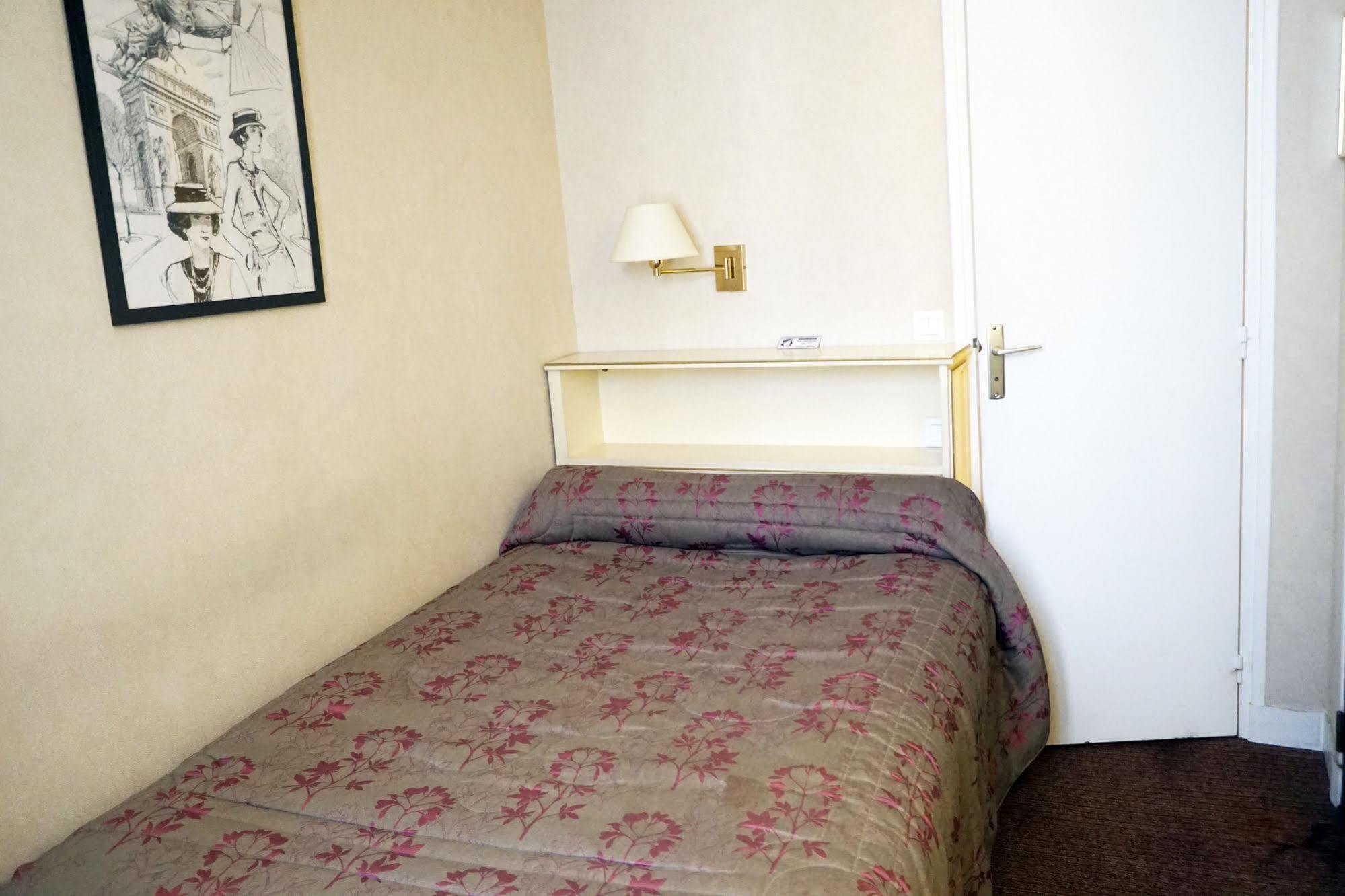 Hotel Riviera Elysees