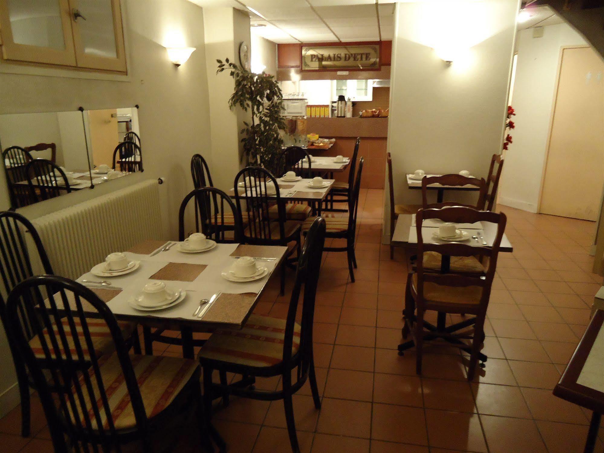 Hipotel Belgrand Mairie Du 20ème 3*