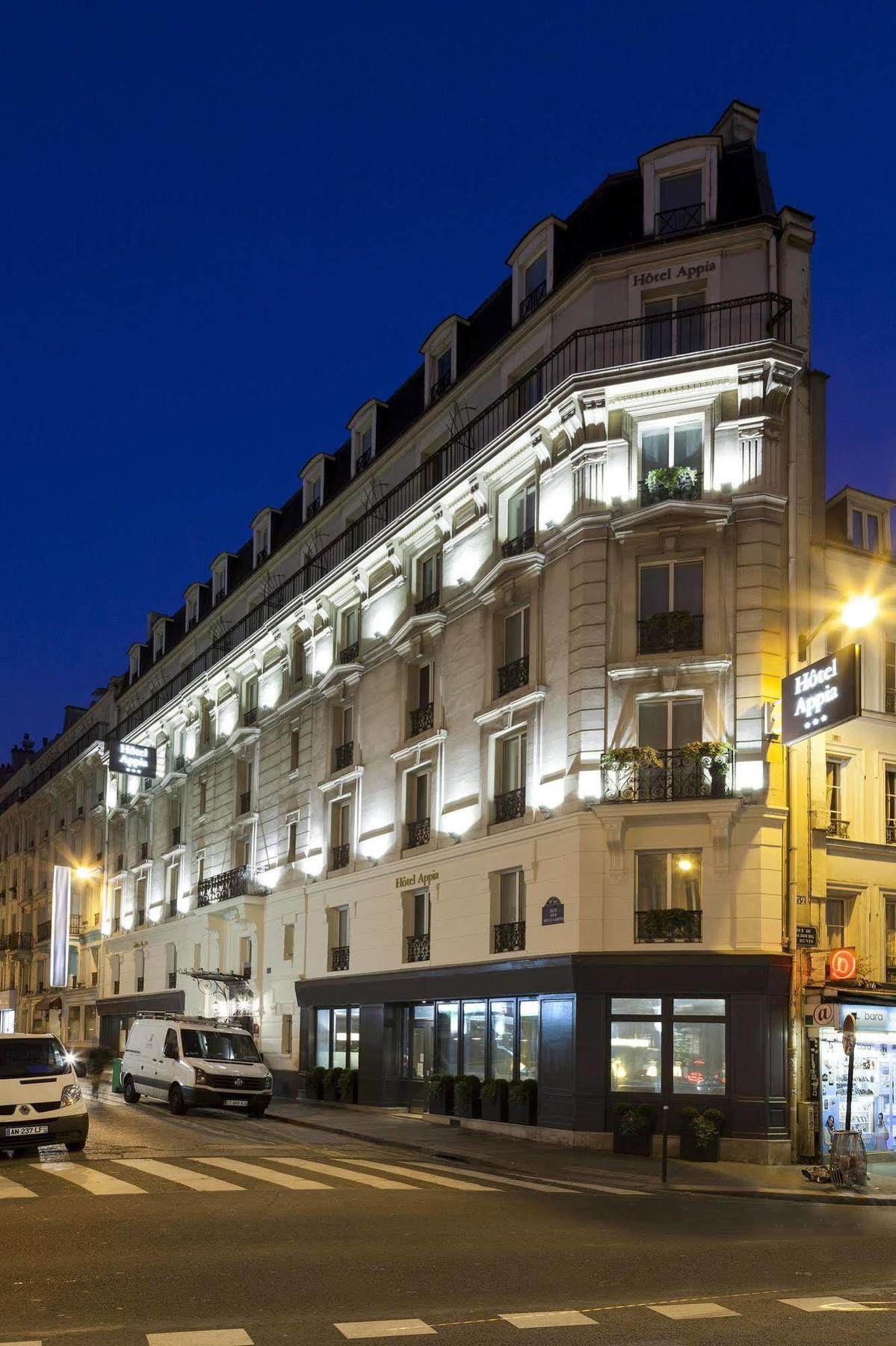 Appia La Fayette Hotel 3*