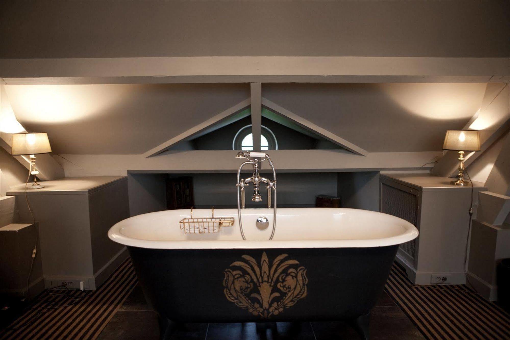 Particulier Montmartre Hotel 4*