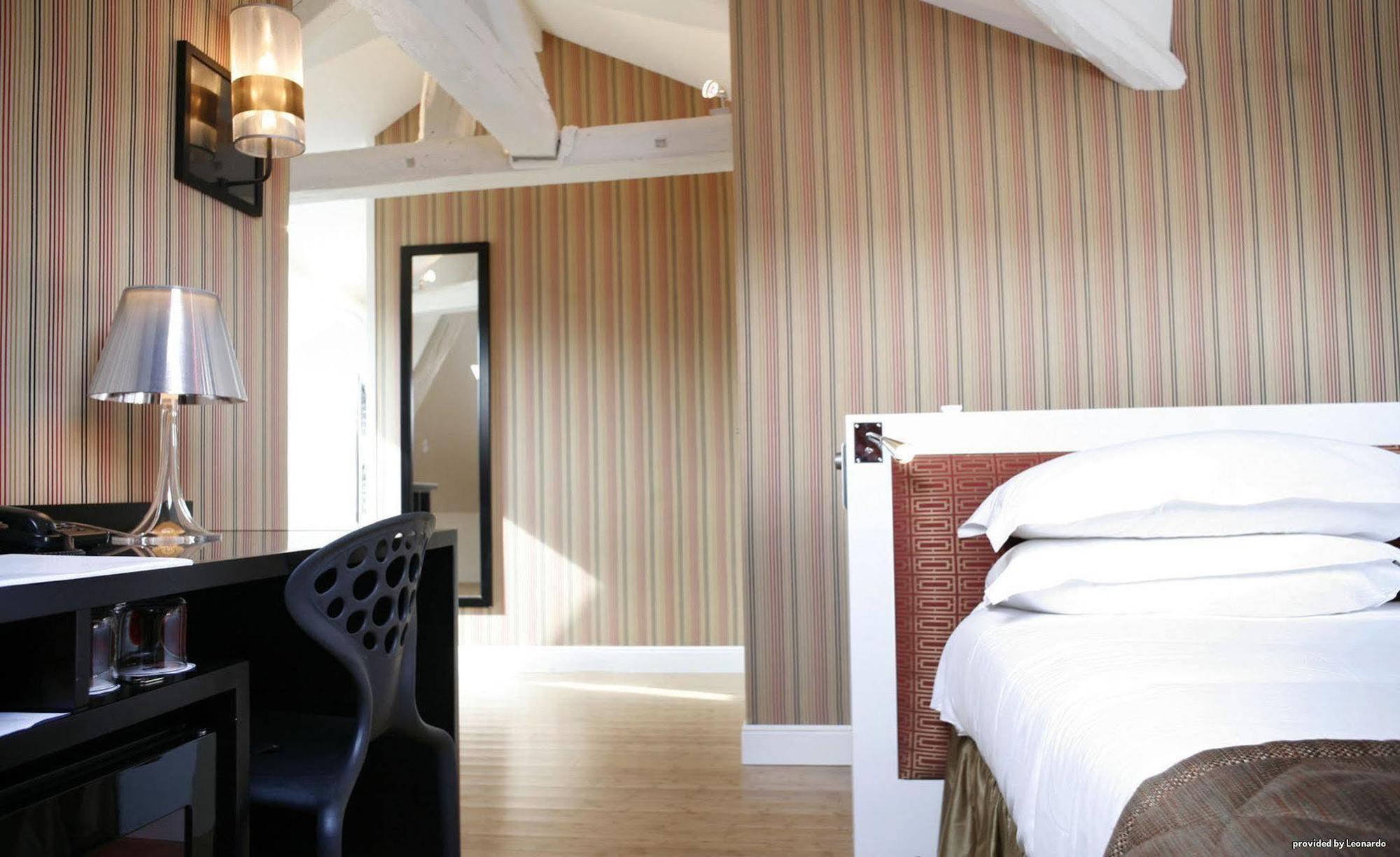 Hotel Opera Opal