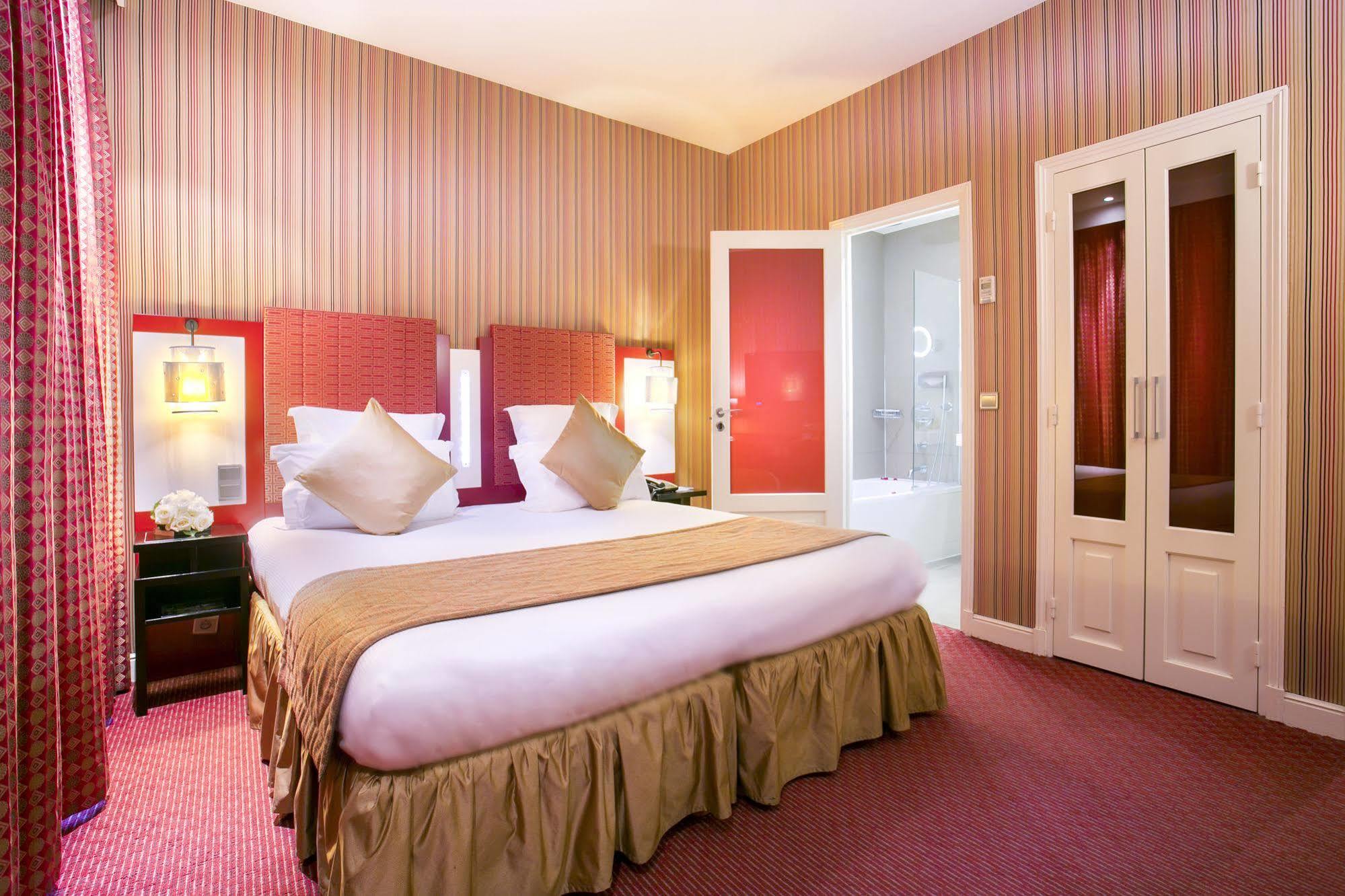 Hotel Opera Opal 4*