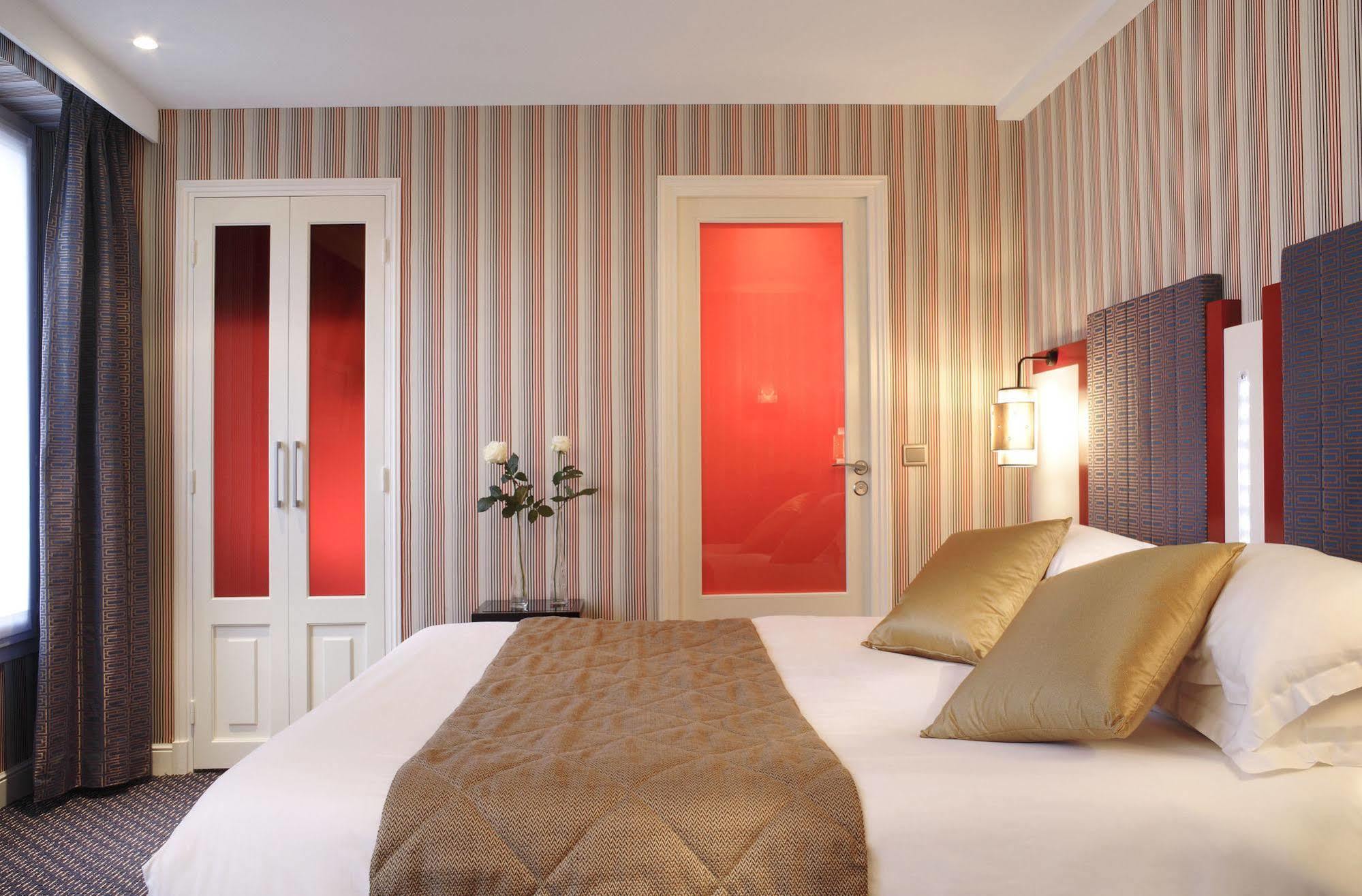 Hotel Opera Opal 4*