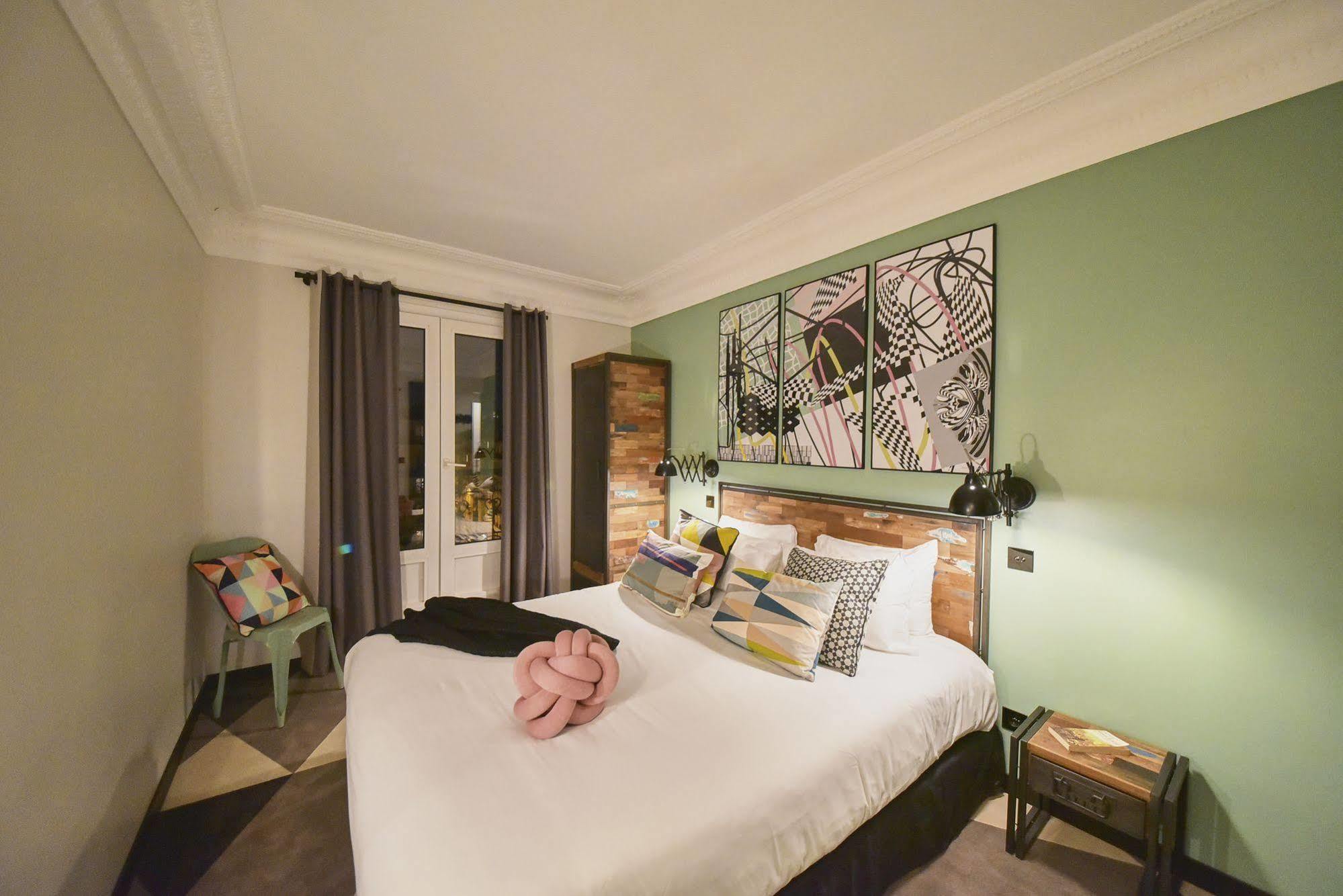 Hotel Madrigal 3*