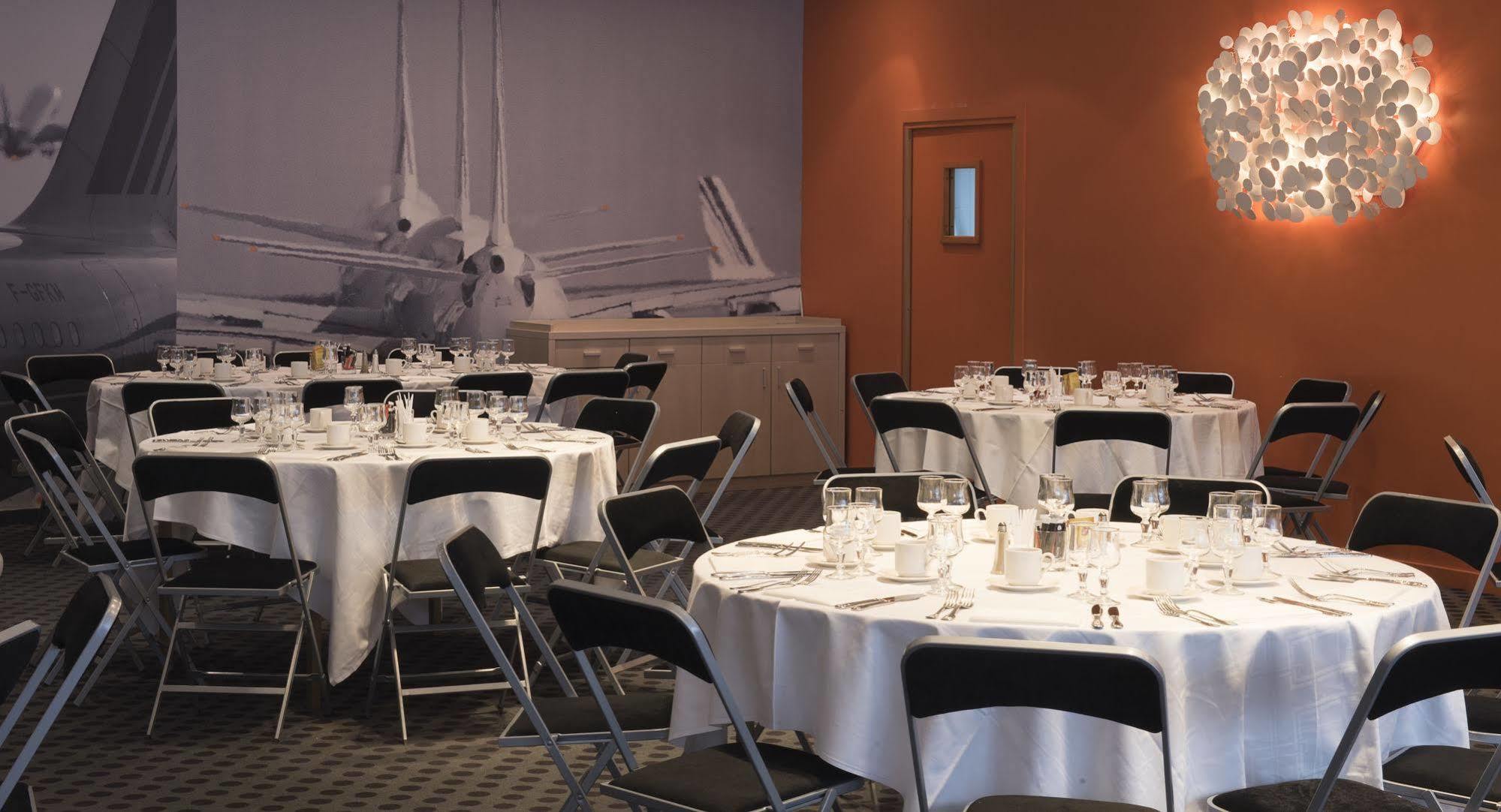 Hotel Hilton Orly Airport 4*