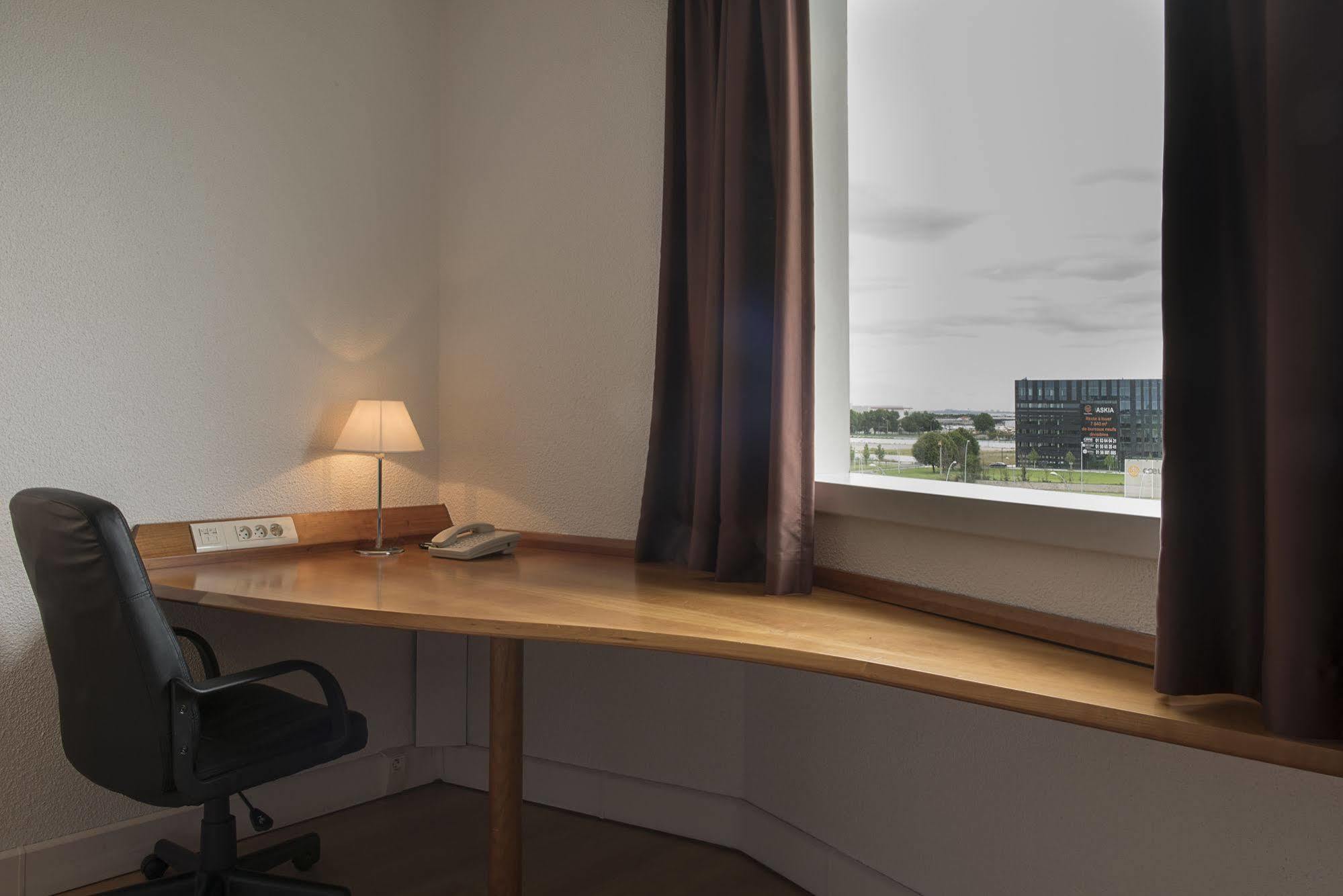 Hotel Hilton Orly Airport Parigi