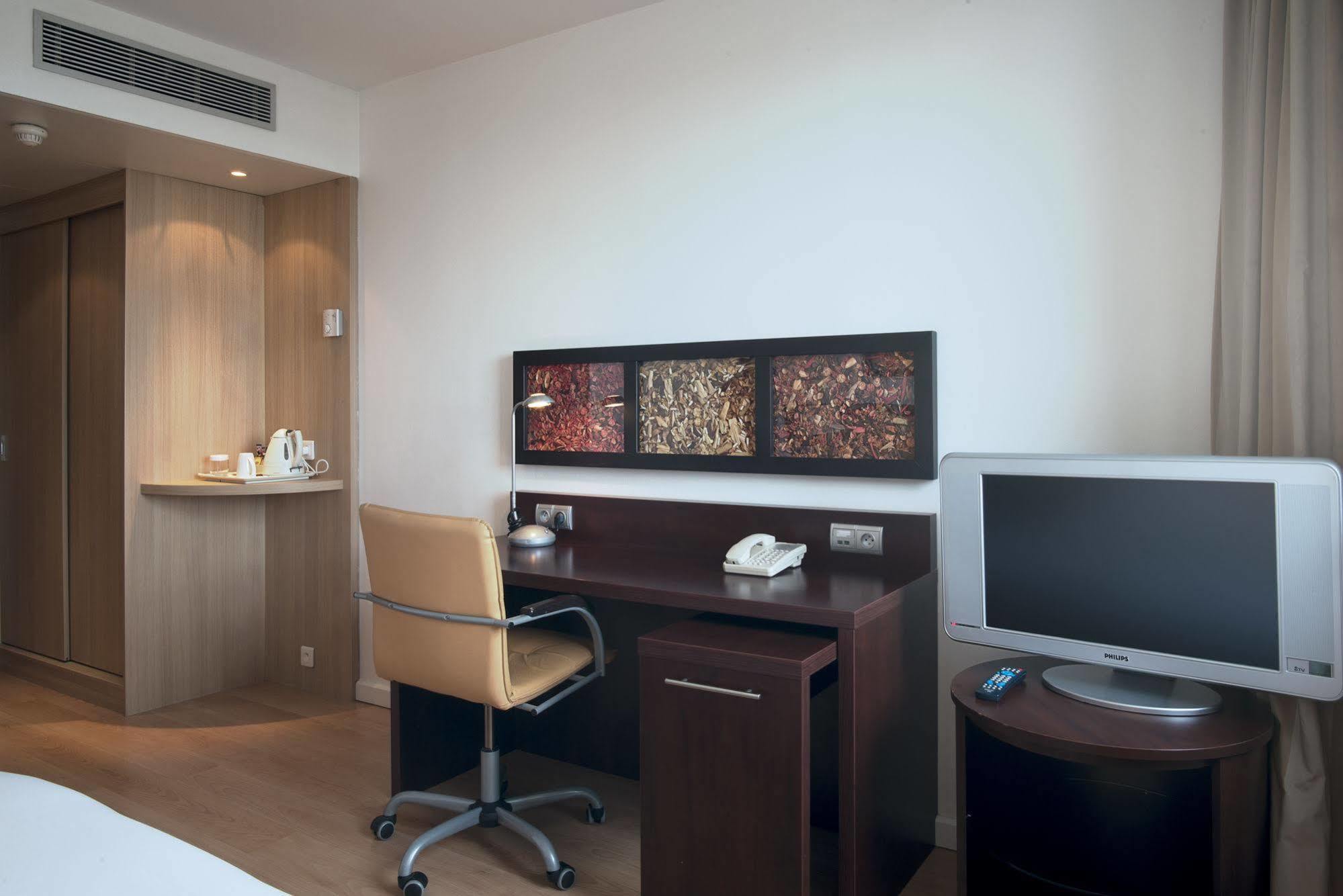 Hilton Orly Airport Hotel
