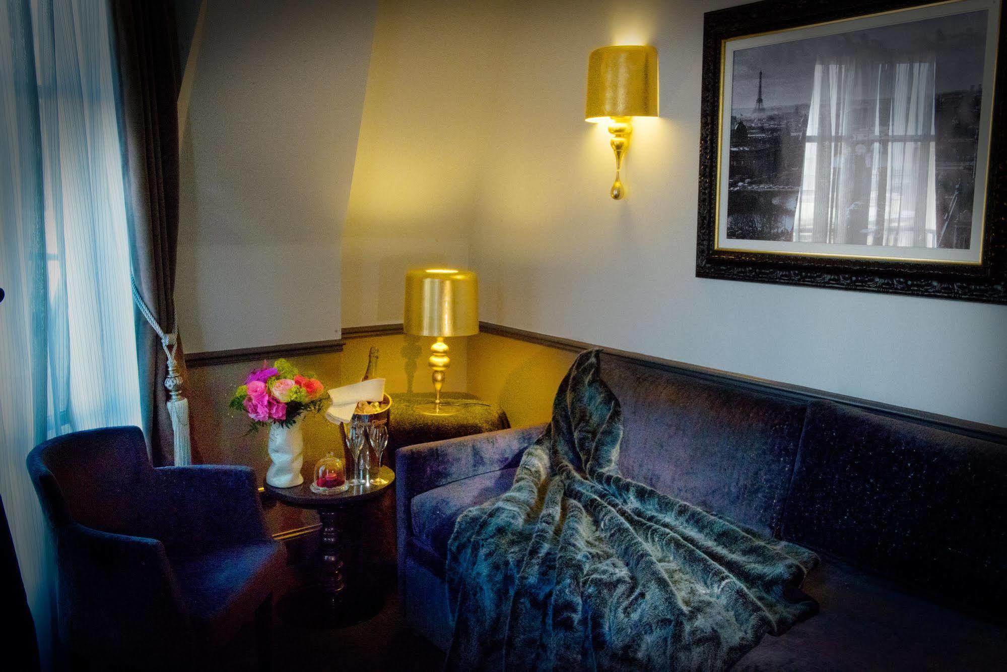Hotel Lumen Louvre Parigi