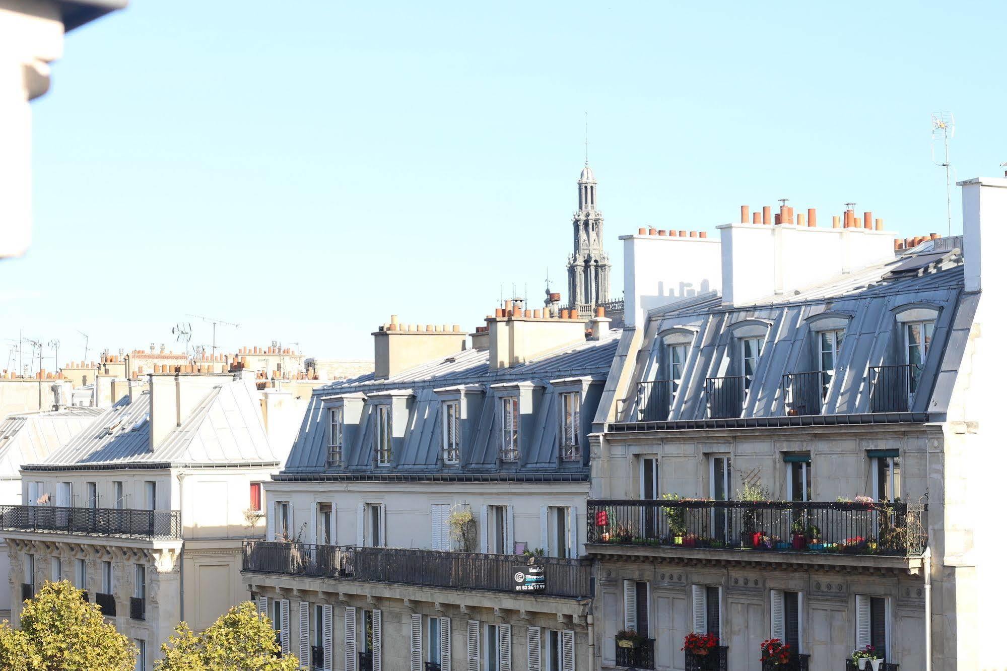 Hotel Cosmotel Parigi