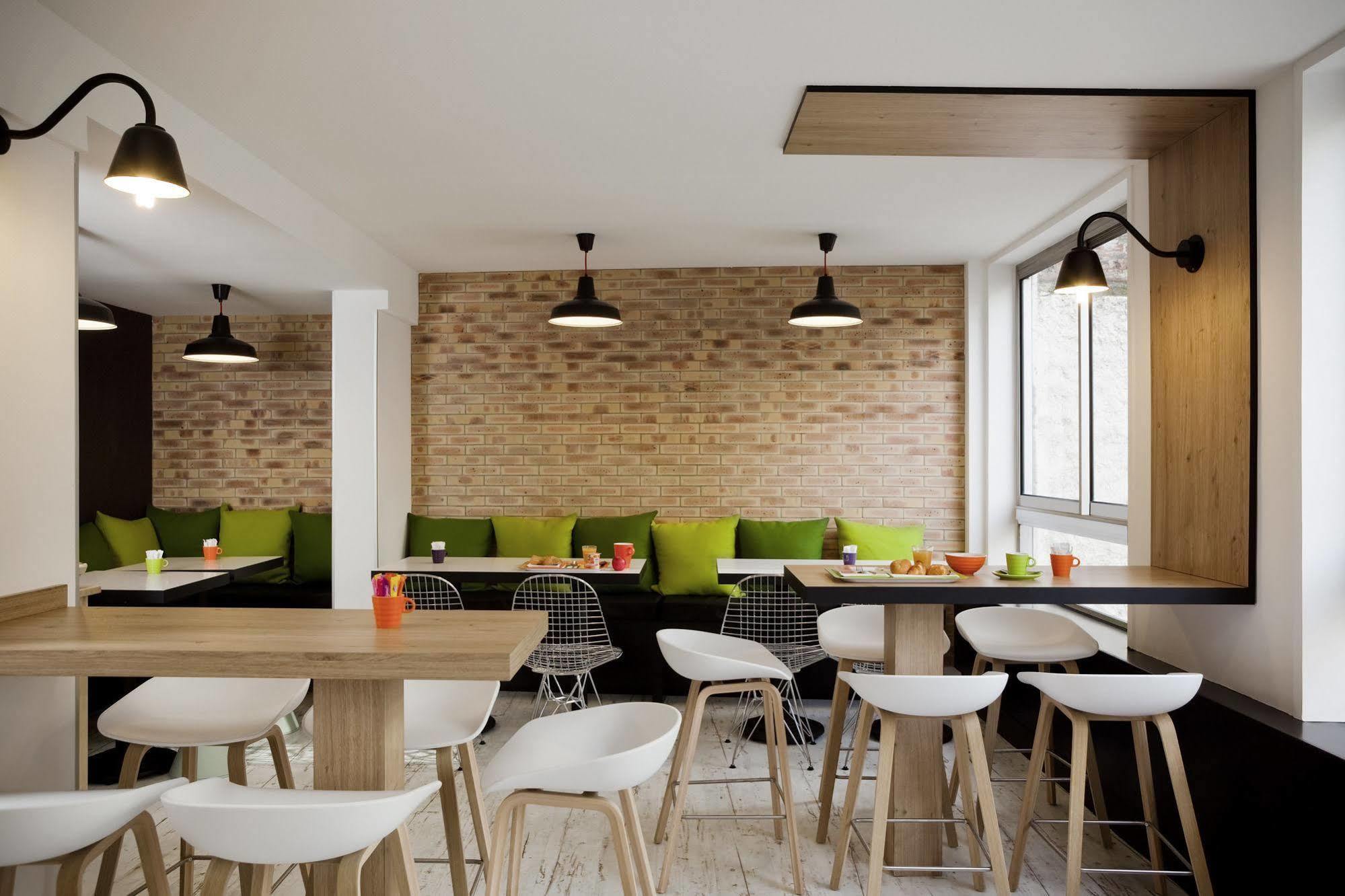 Ibis Styles Buttes Chaumont Hotel 3*