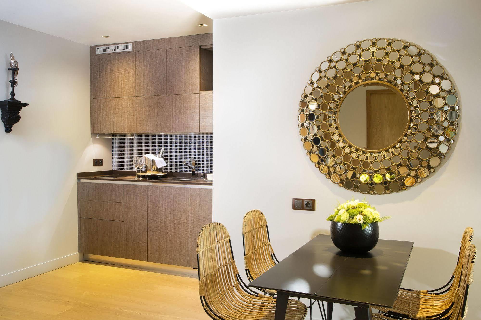 Goralska Residences Bastille 4*