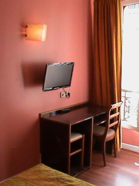 Hotel Bristol Republique
