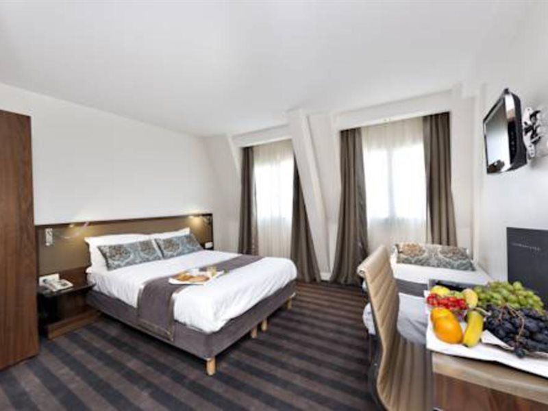 Art 3* Parigi