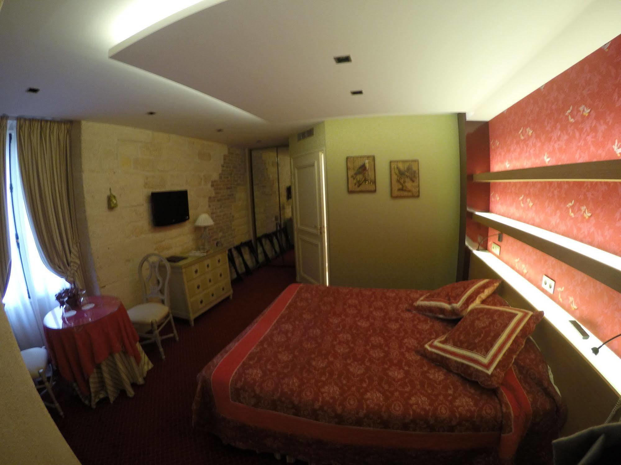 Hotel Le Relais Médicis Parigi